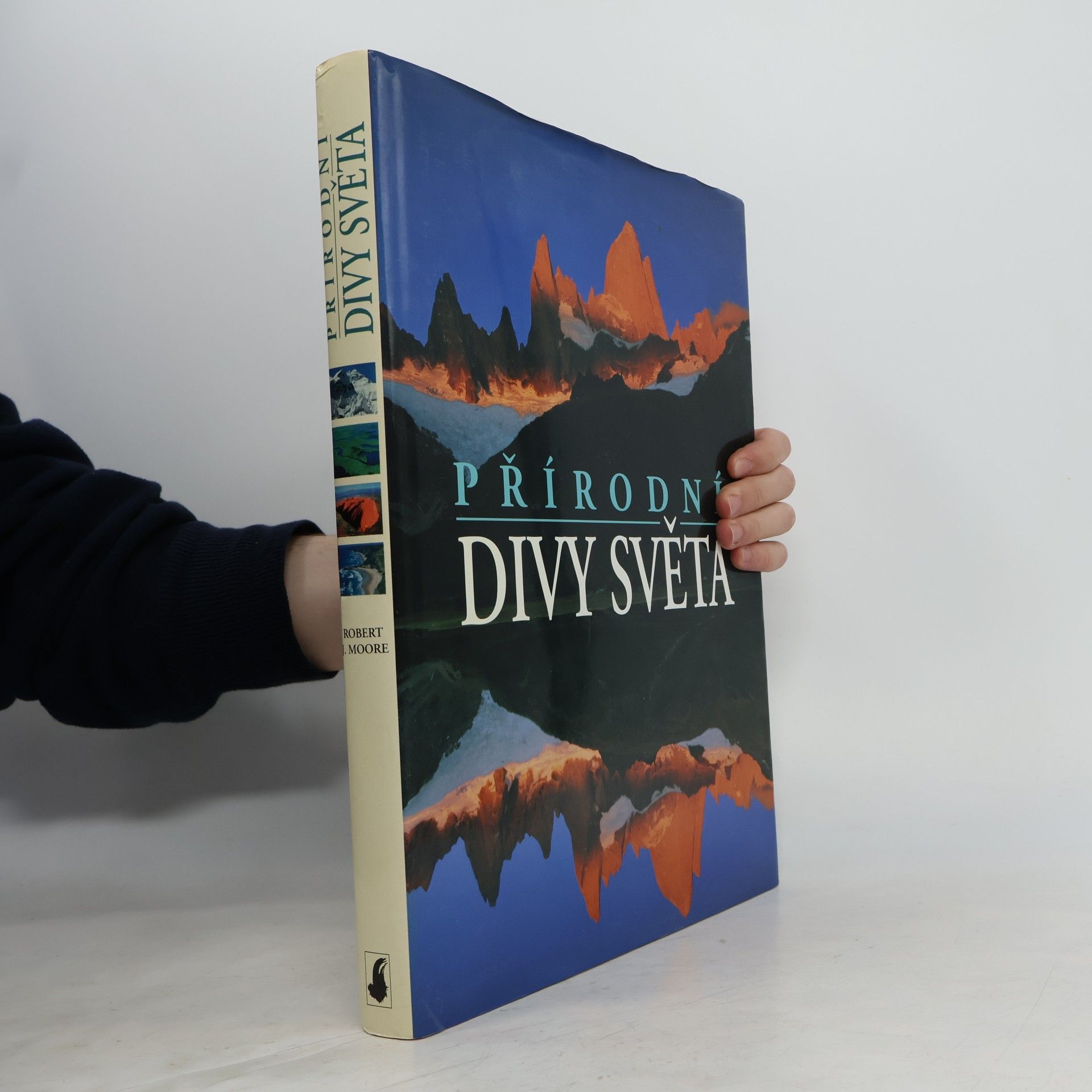 Robert John Moore Přírodní divy světa