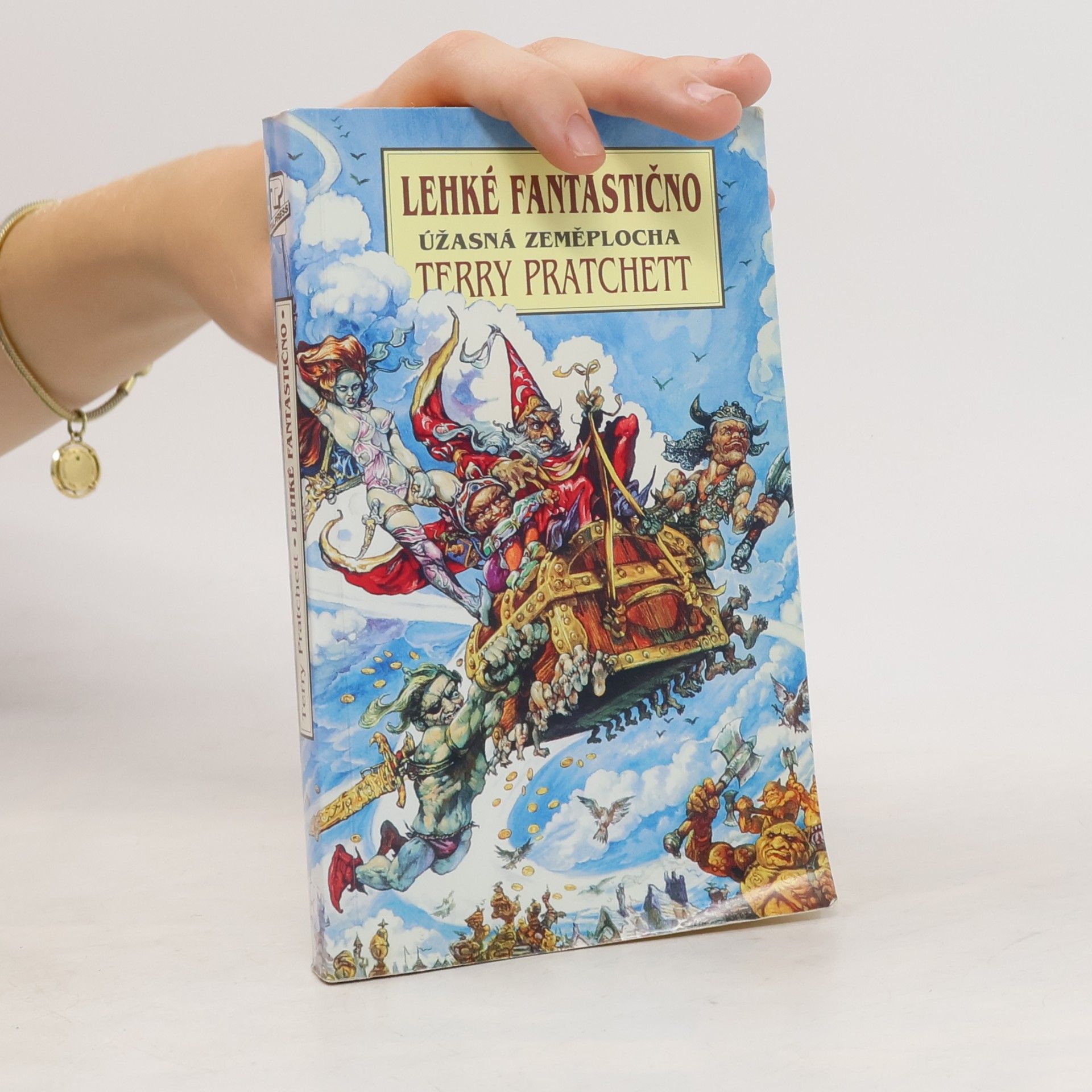 Terry Pratchett Lehké fantastično