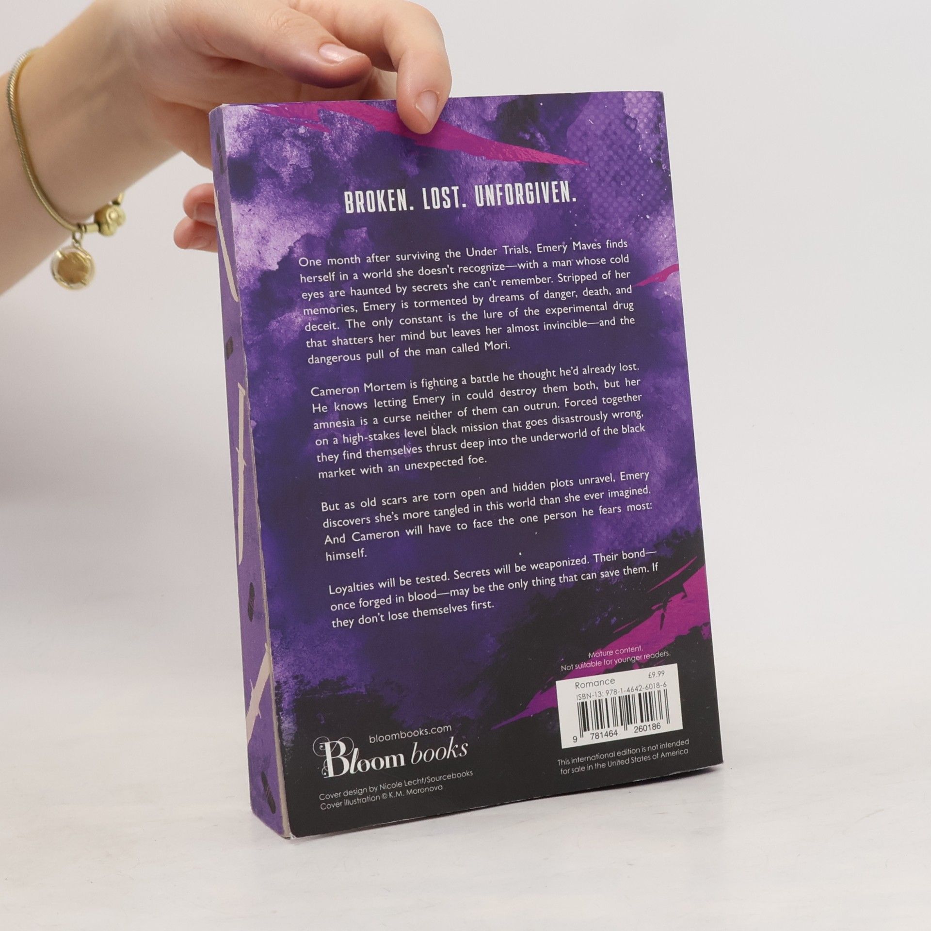 K M Moronova My Blade, Your Back: The Dark Military Romance Sequel to Your Knife, My Heart