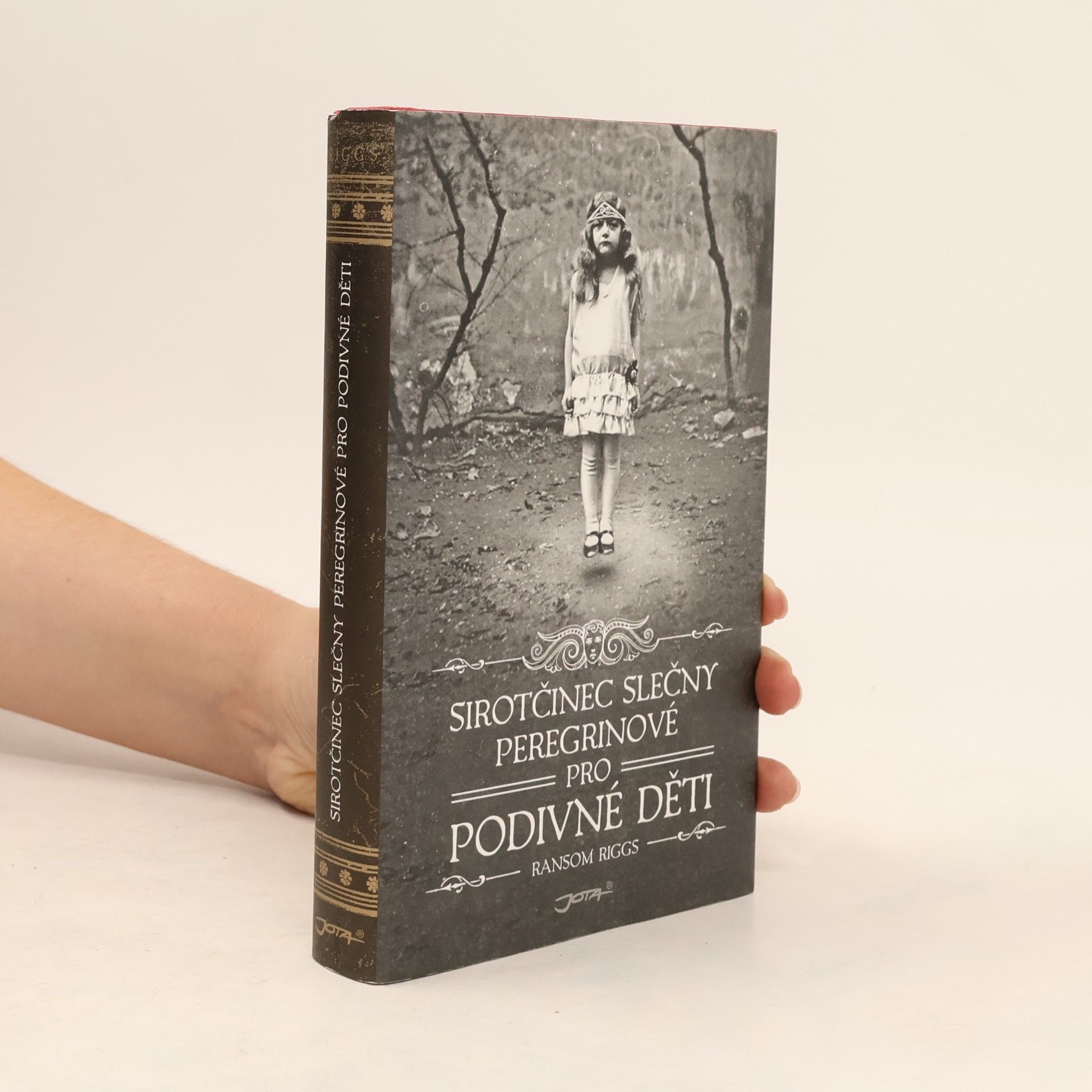Ransom Riggs Sirotčinec slečny Peregrinové pro podivné děti