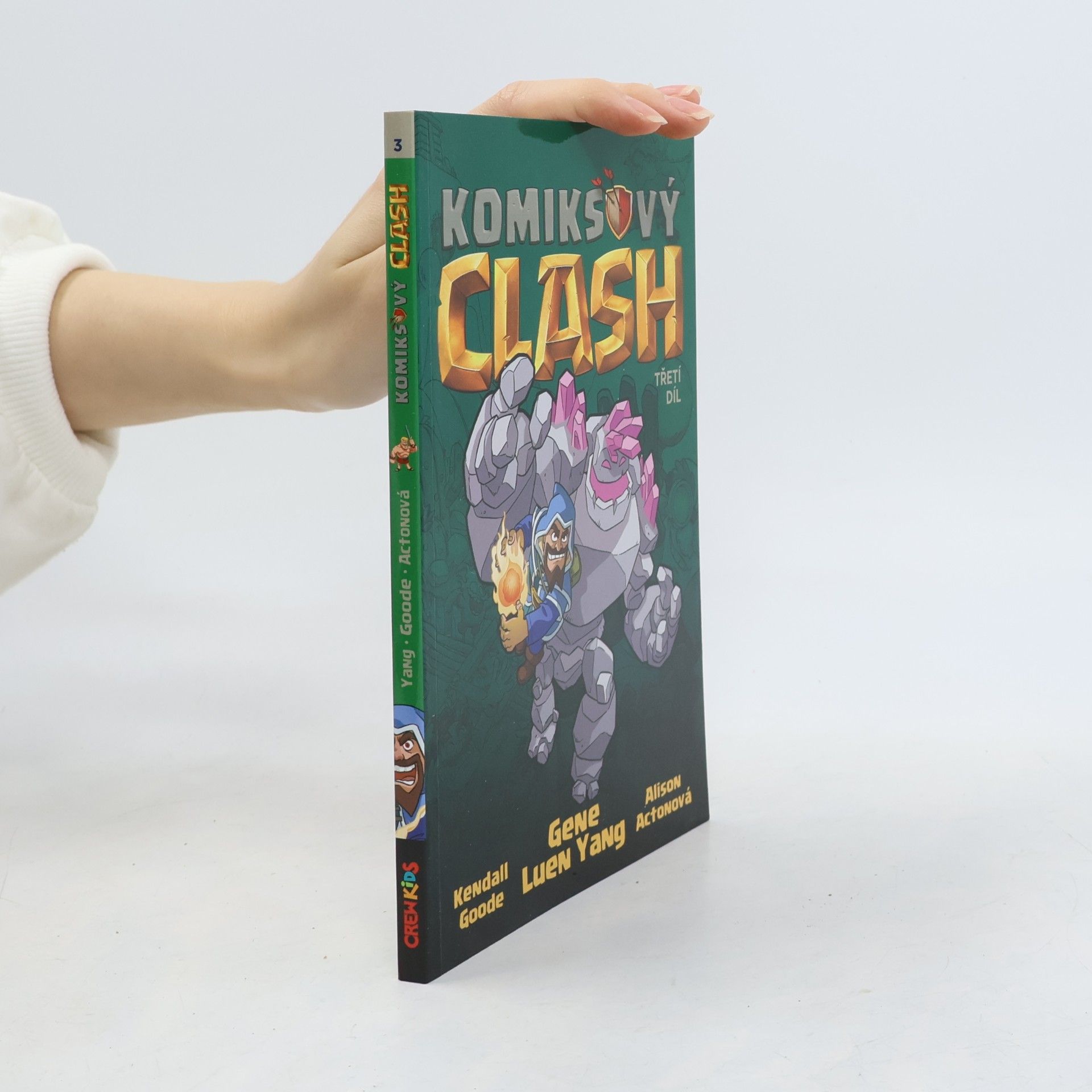 Gene Luen Yang Komiksový Clash. Třetí díl