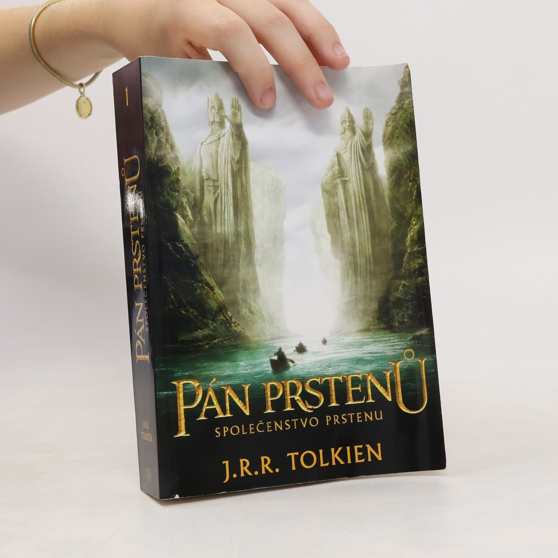 J. R. R. Tolkien Pán prstenů. Společenstvo prstenu