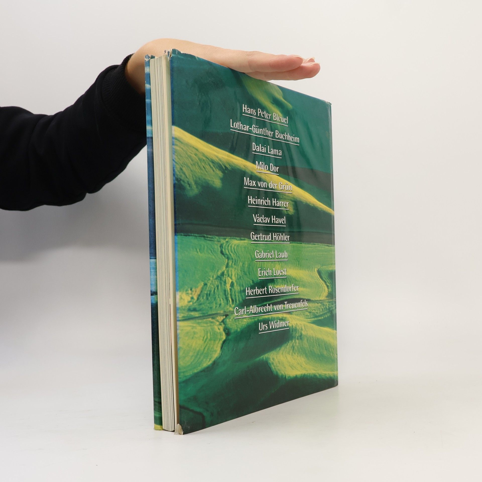 Various authors Home Country: Narrated Landscapes