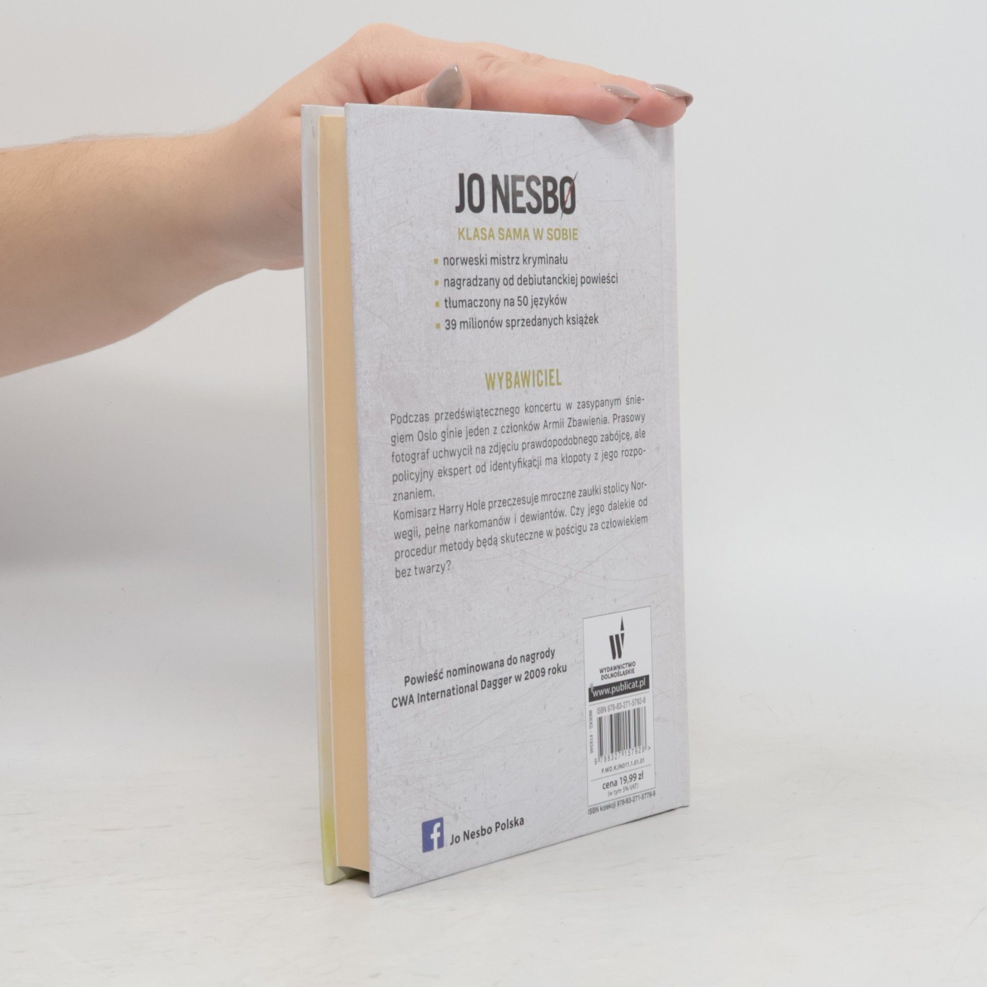 Jo Nesbø Kryminały z Klasą - 2: Wybawiciel
