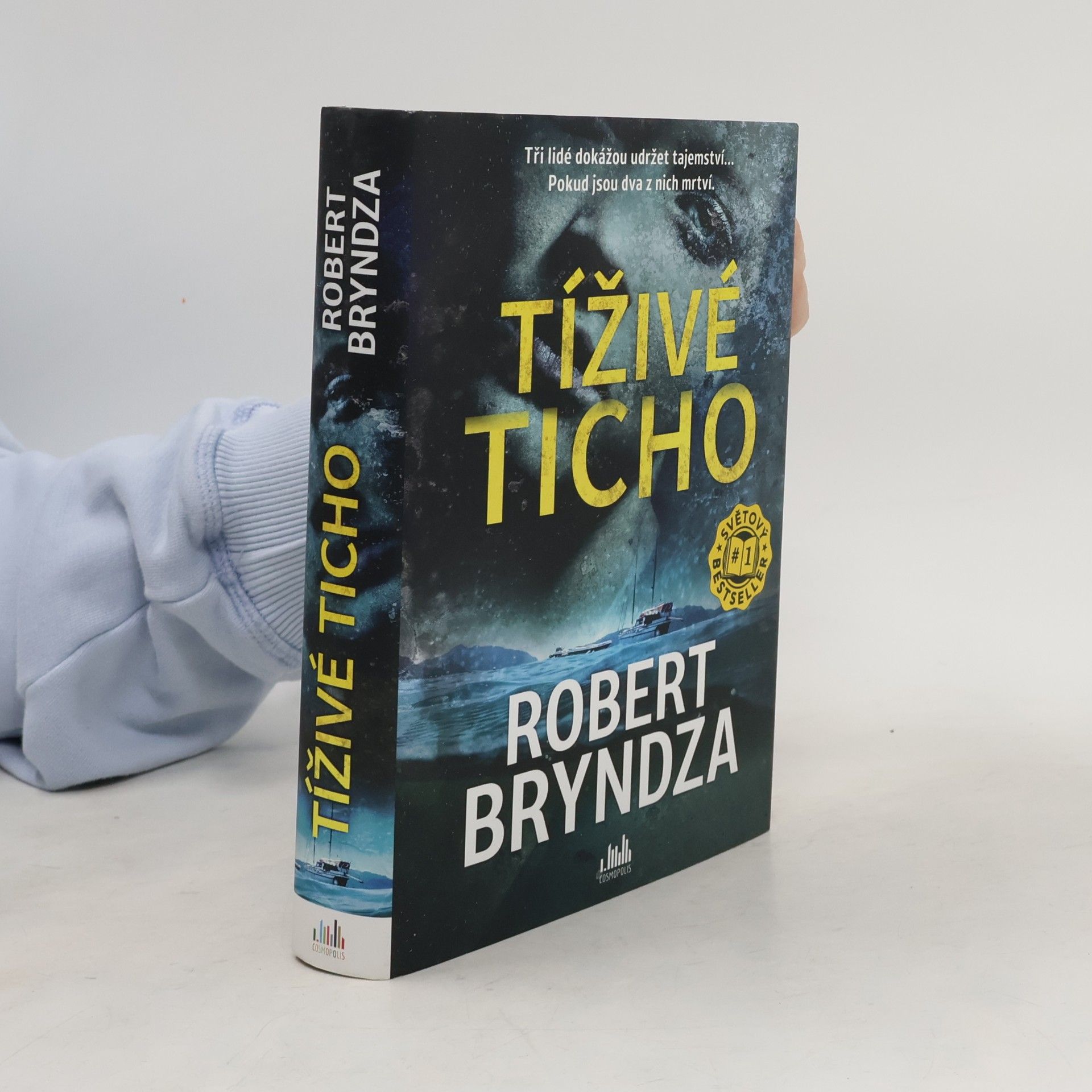 Robert Bryndza Tíživé ticho