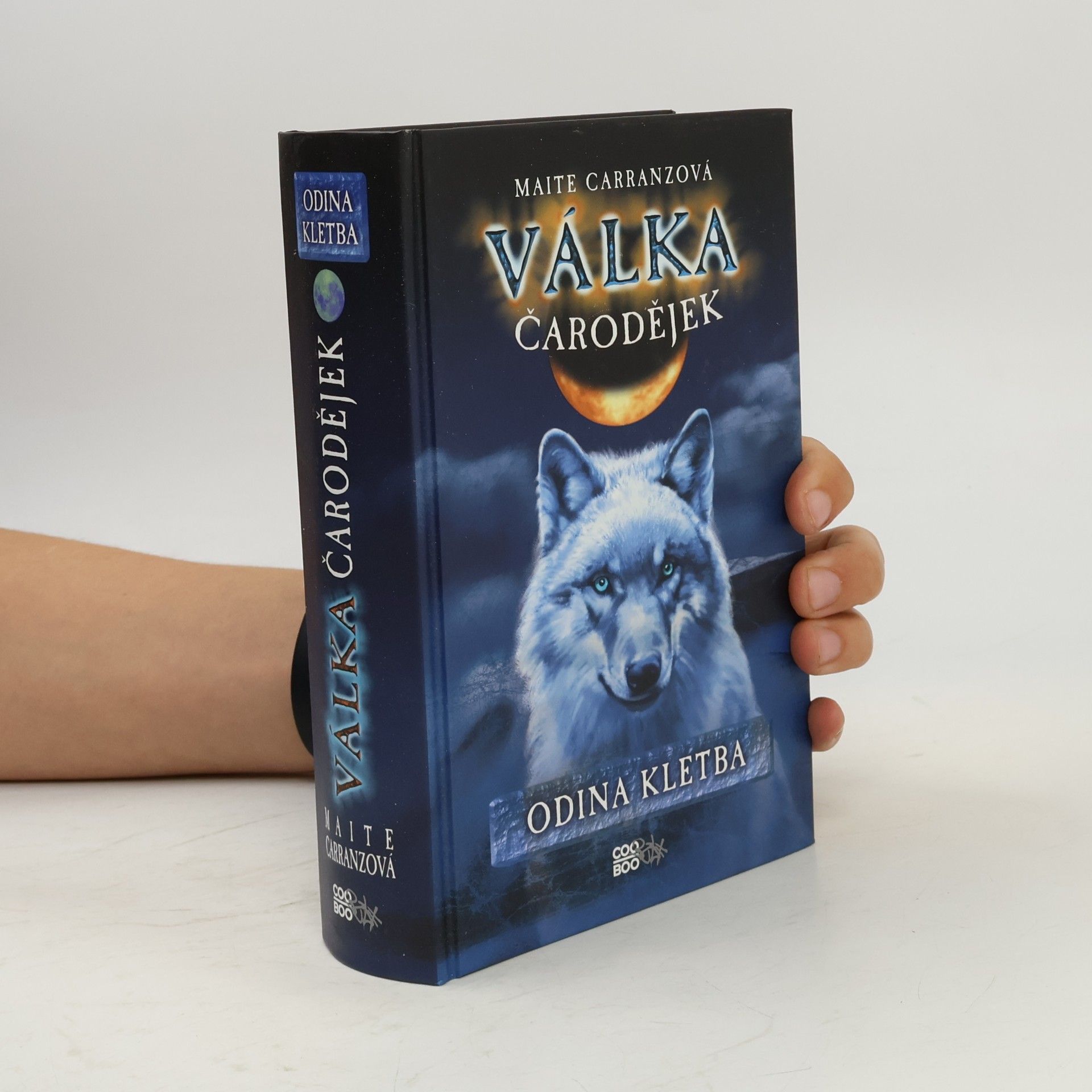 Maite Carranza Válka čarodějek. Odina kletba