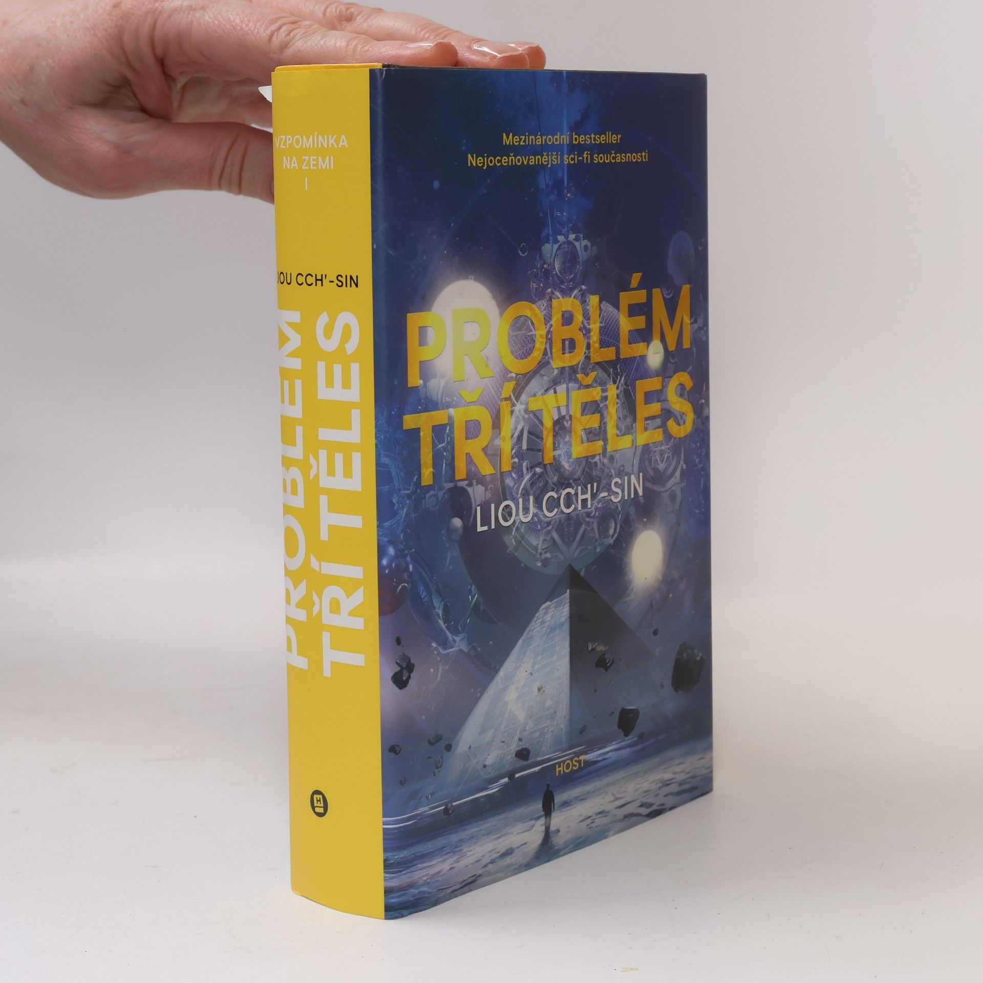 Cixin Liu Problém tří těles