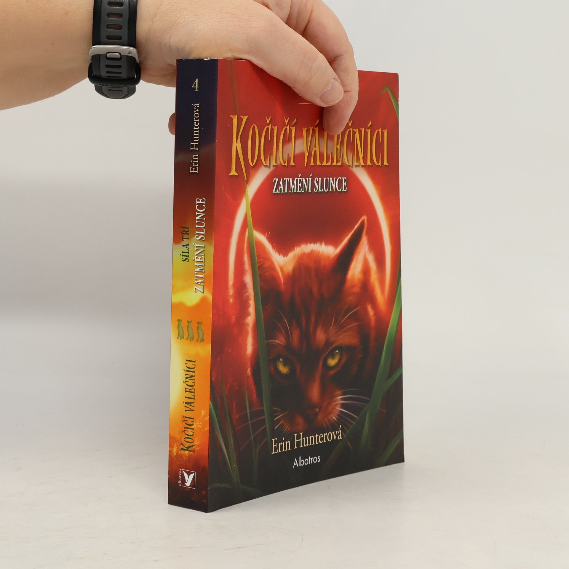 Erin Hunter Zatmění slunce