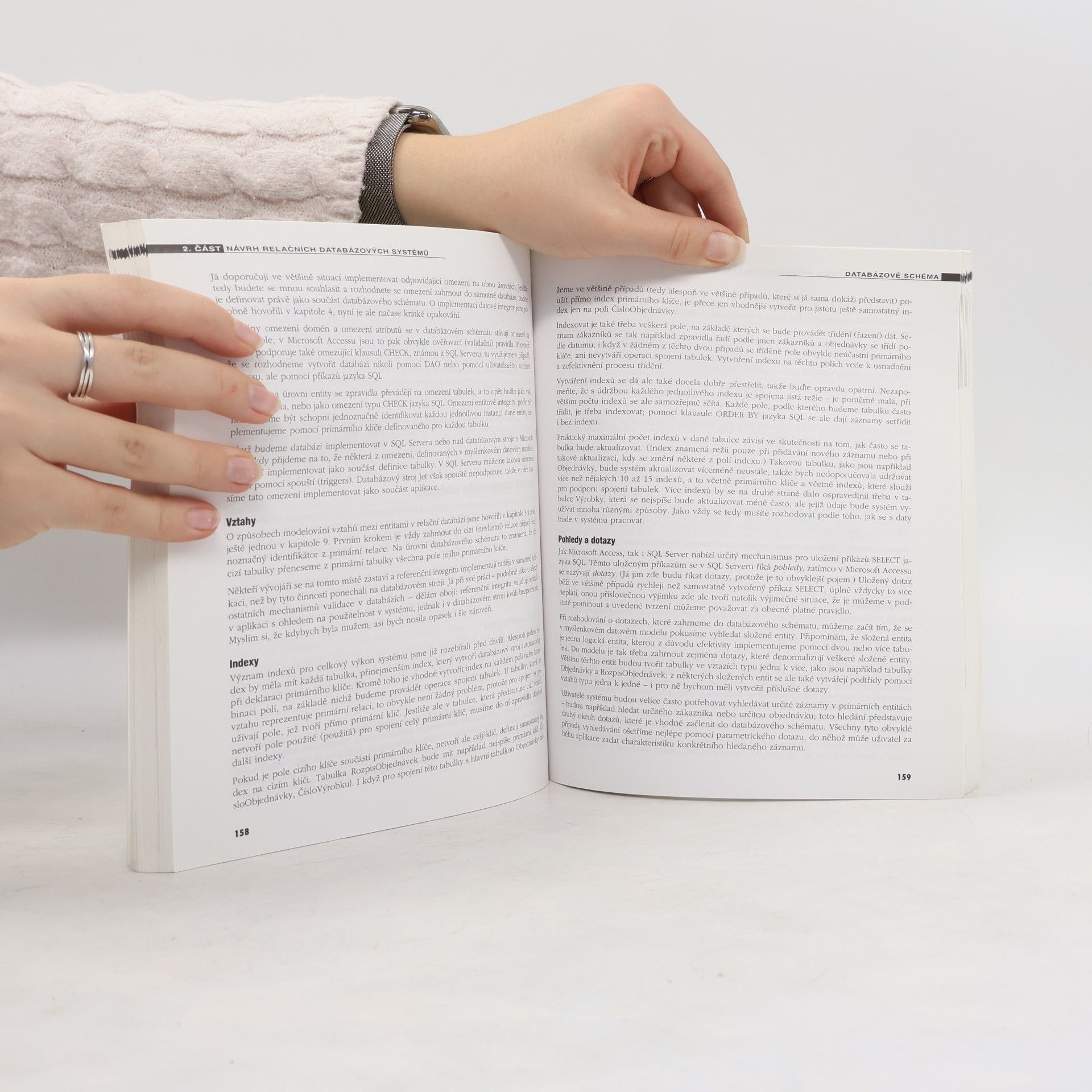 Rebecca M. Riordan Vytváříme relační databázové aplikace
