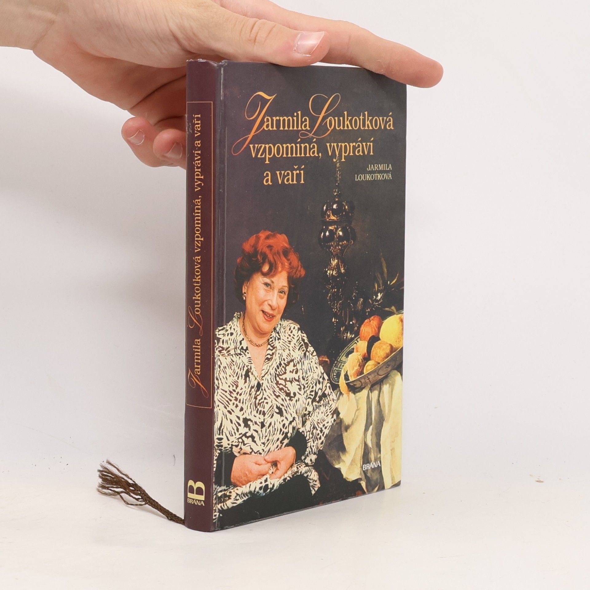 Jarmila Loukotková Jarmila Loukotková vzpomíná, vypráví a vaří