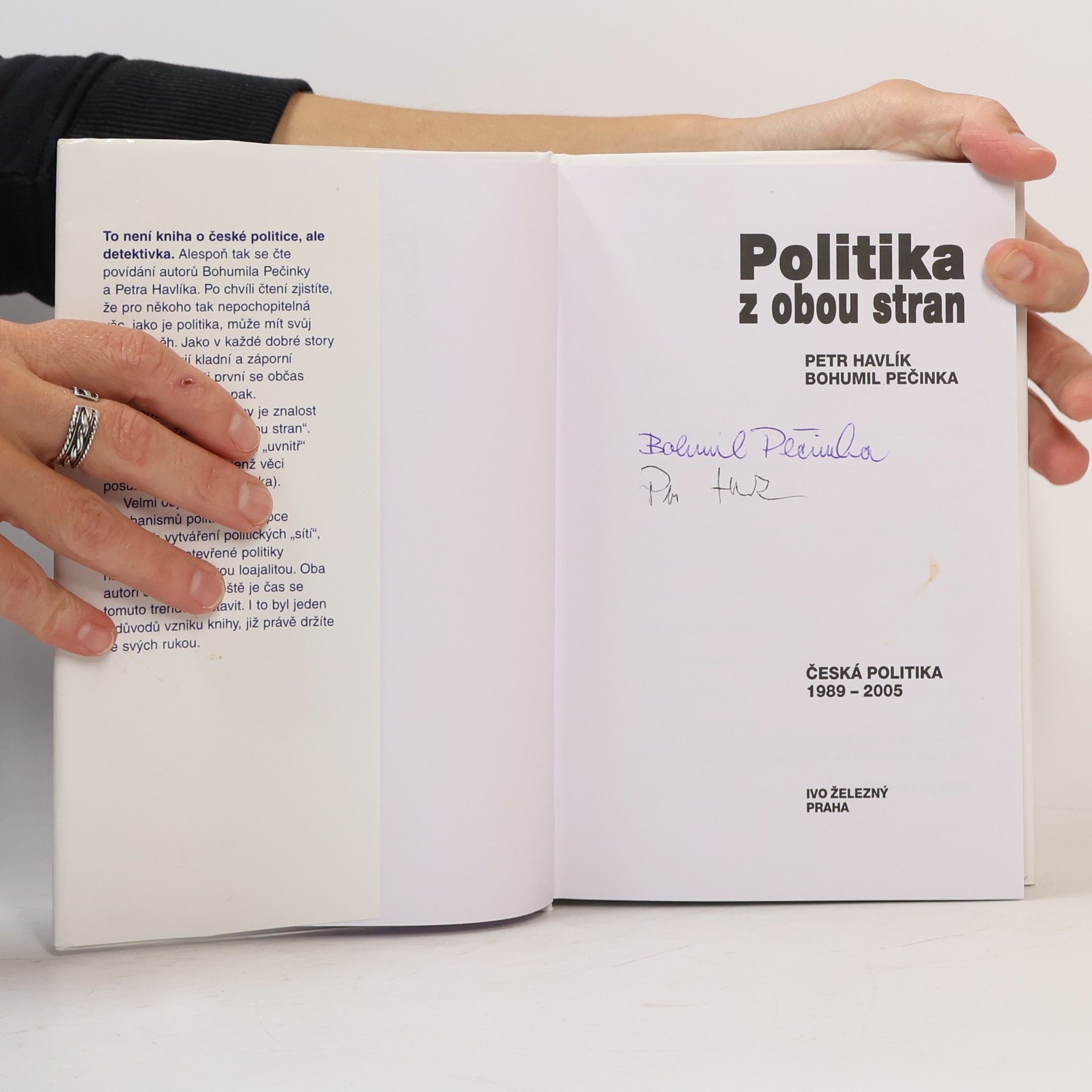 Petr Havlík Politika z obou stran : česká politika 1989-2005