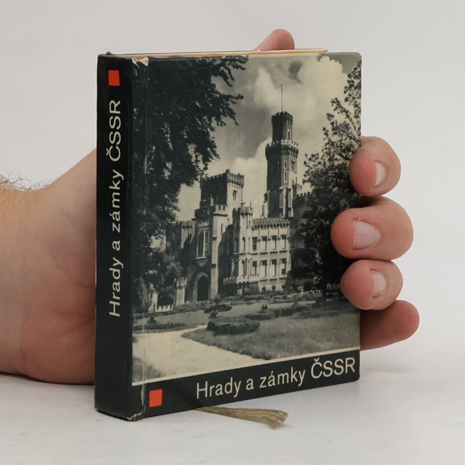 Hrady a zámky ČSSR