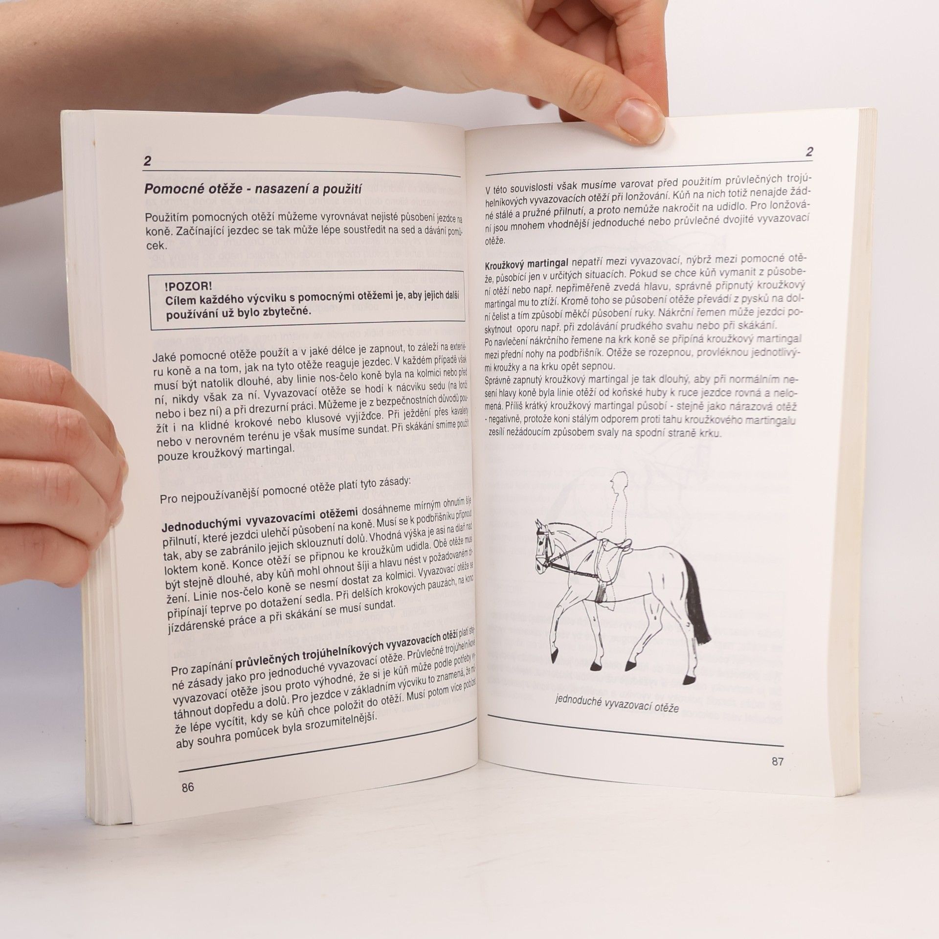 Various authors Učebnice jezdectví a vozatajství díl 1: Základní výcvik jezdce a koně