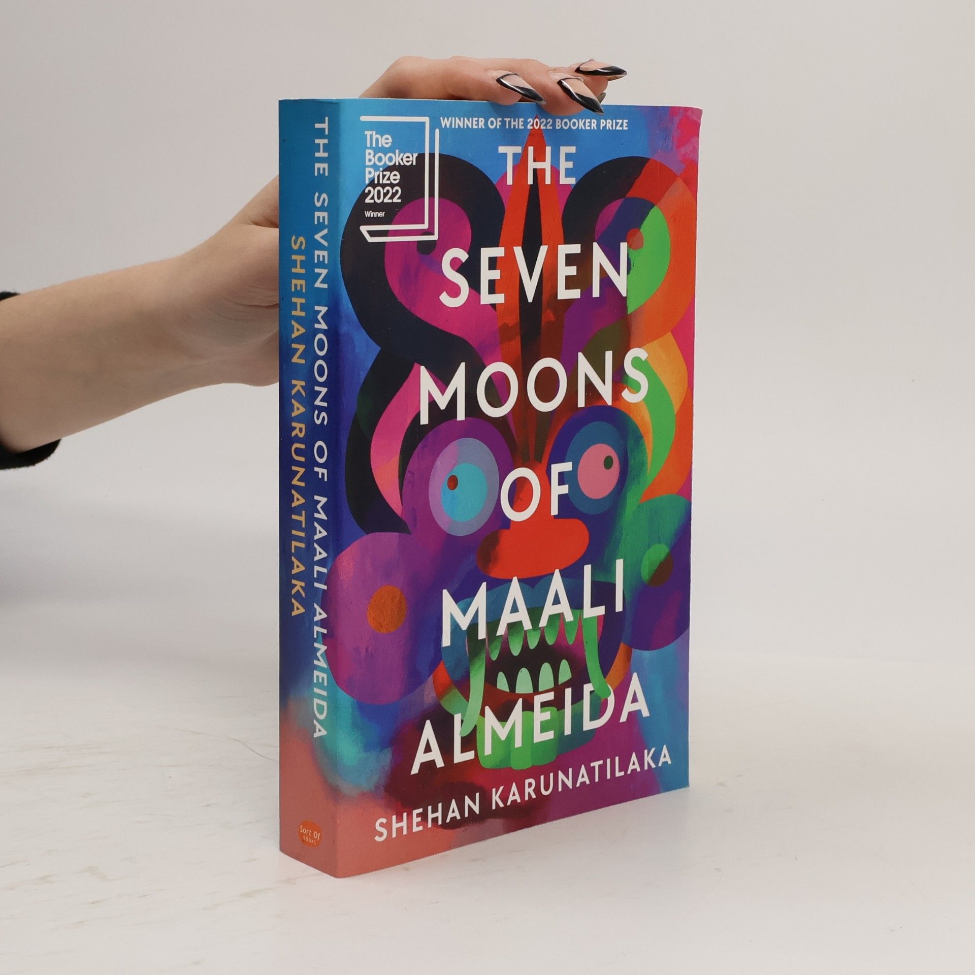 Shehan Karunatilaka The Seven Moons of Maali Almeida