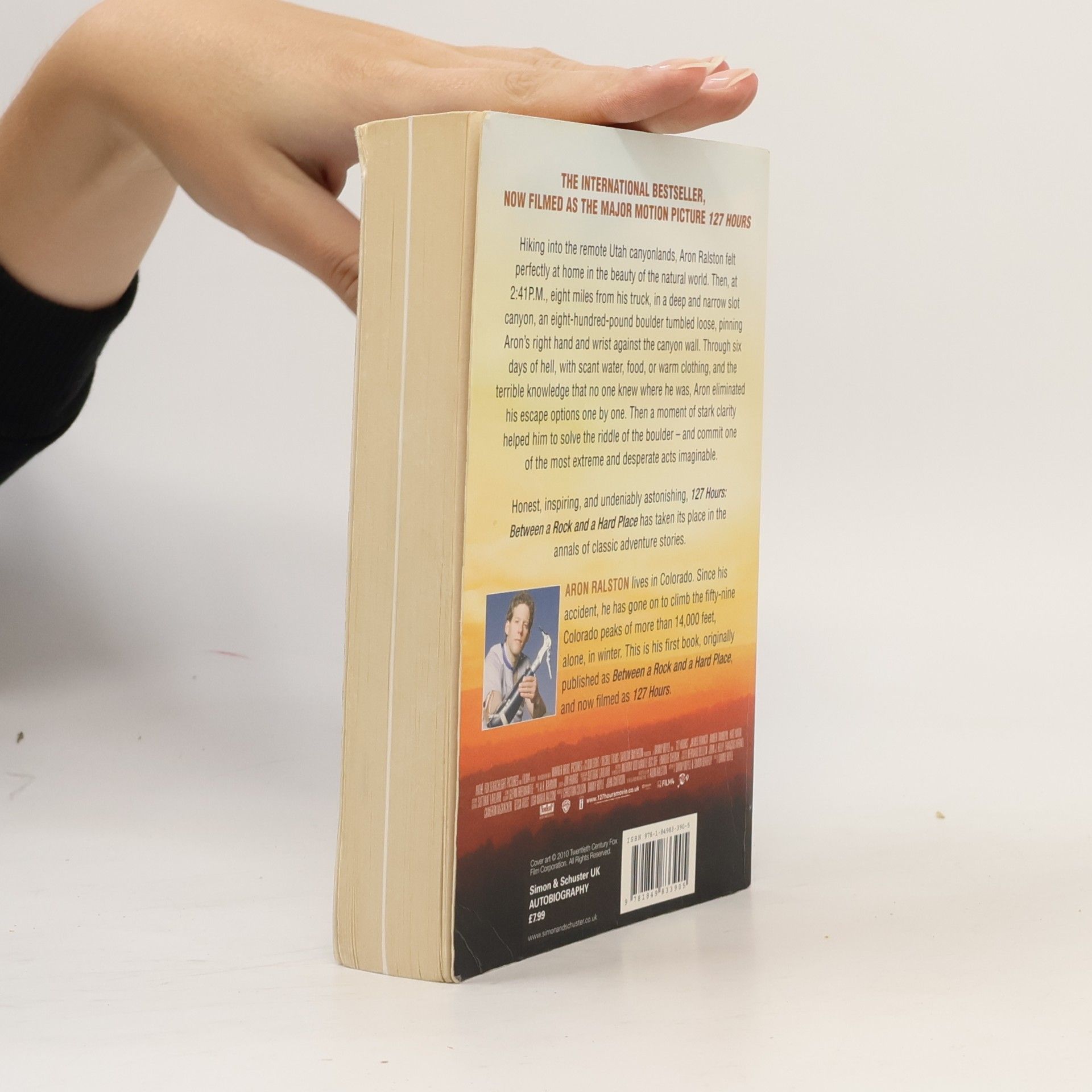 Aron Ralston 127 hours : between a rock and a hard place