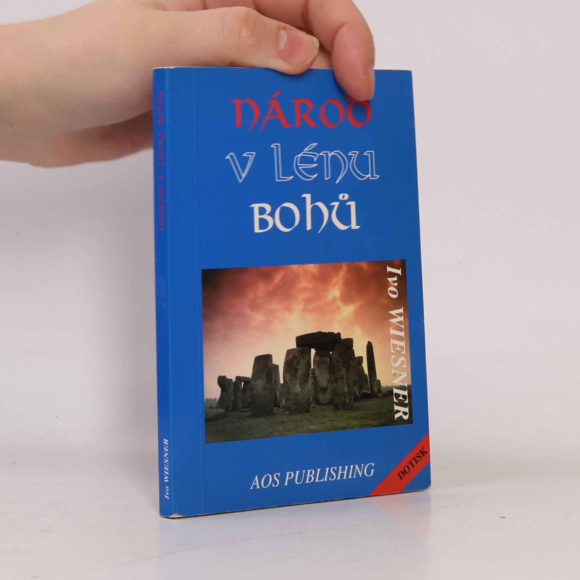 Ivo Wiesner Národ v lénu bohů