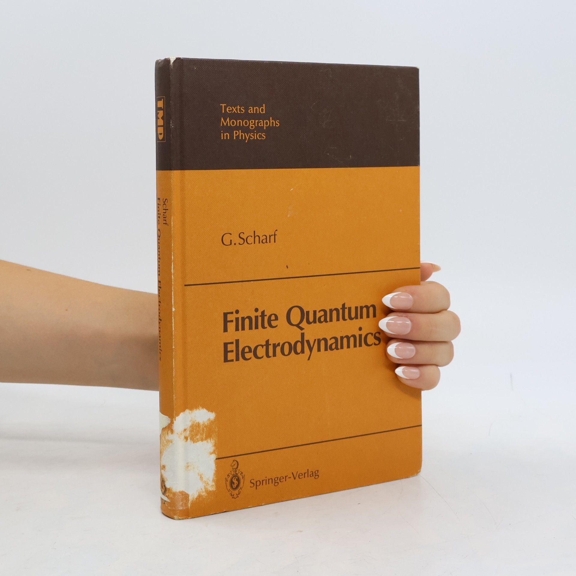 Finite Quantum Electrodynamics