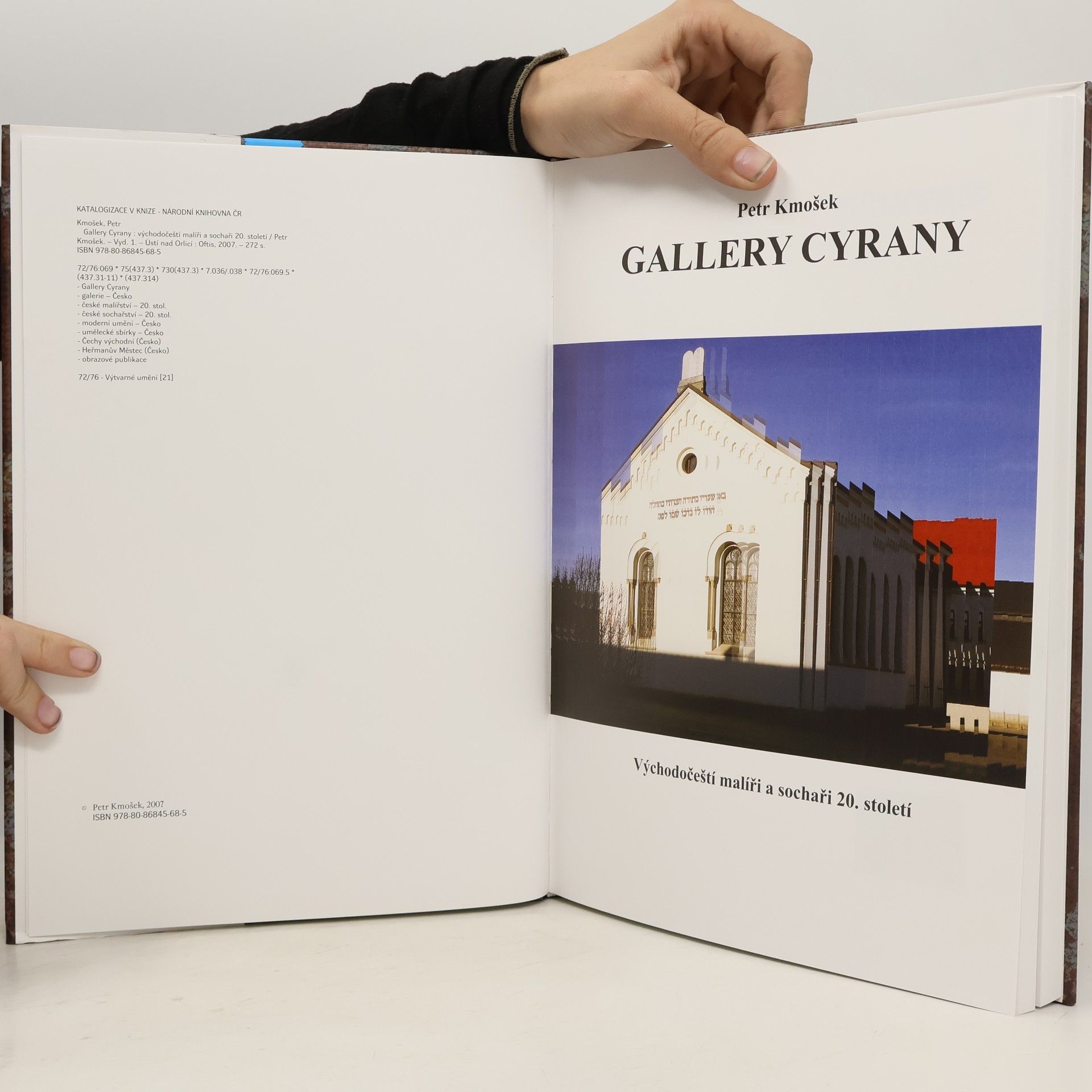 Petr Kmošek Gallery Cyrany. Východočeští malíři a sochaři XX.století