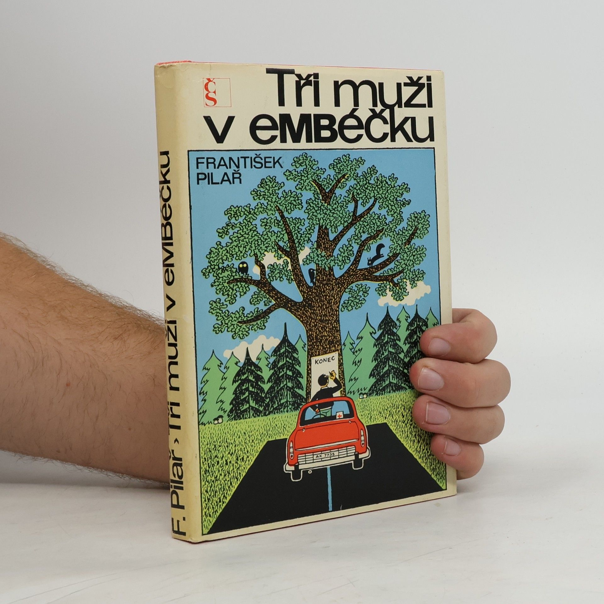 Tři muži v embéčku