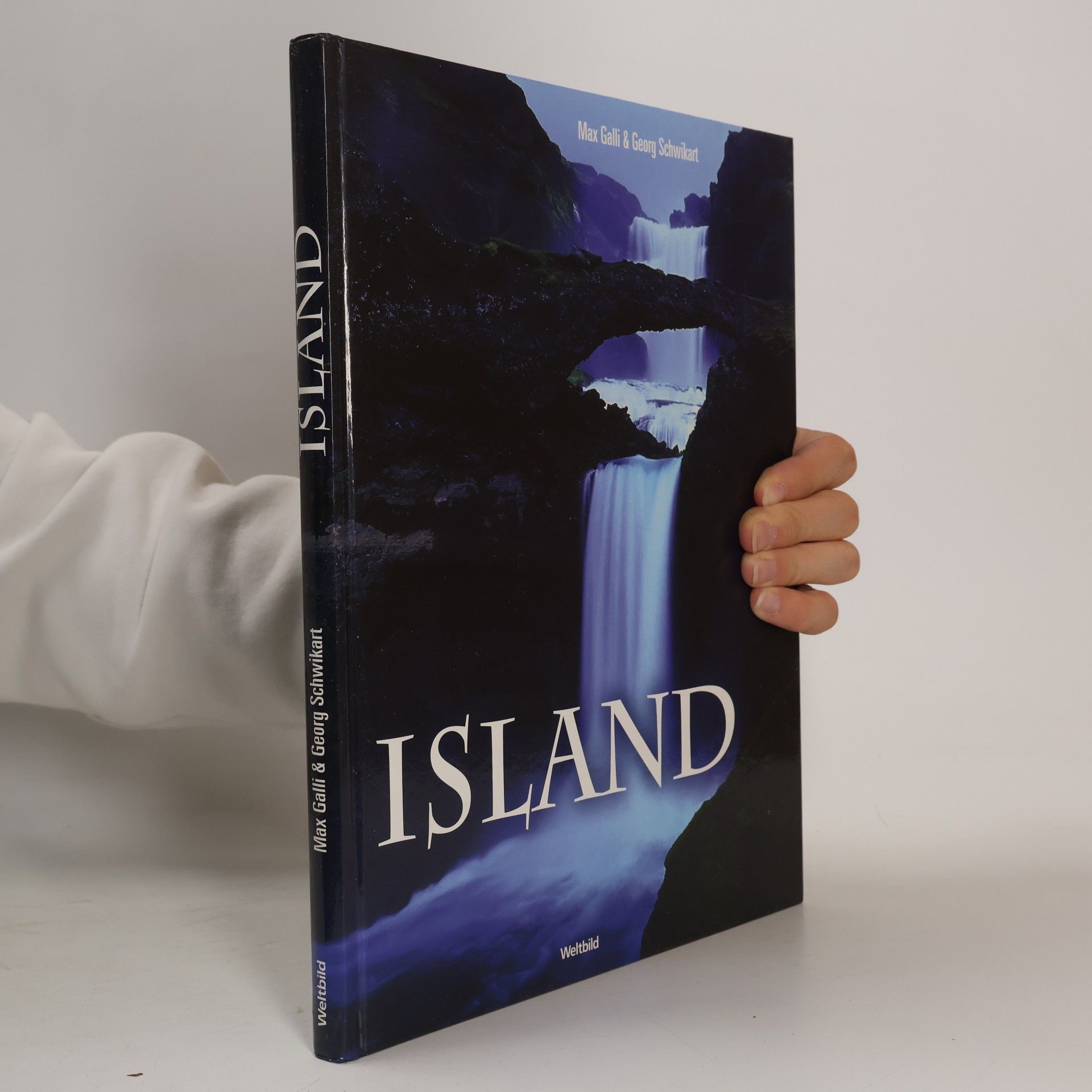 Max Galli Island