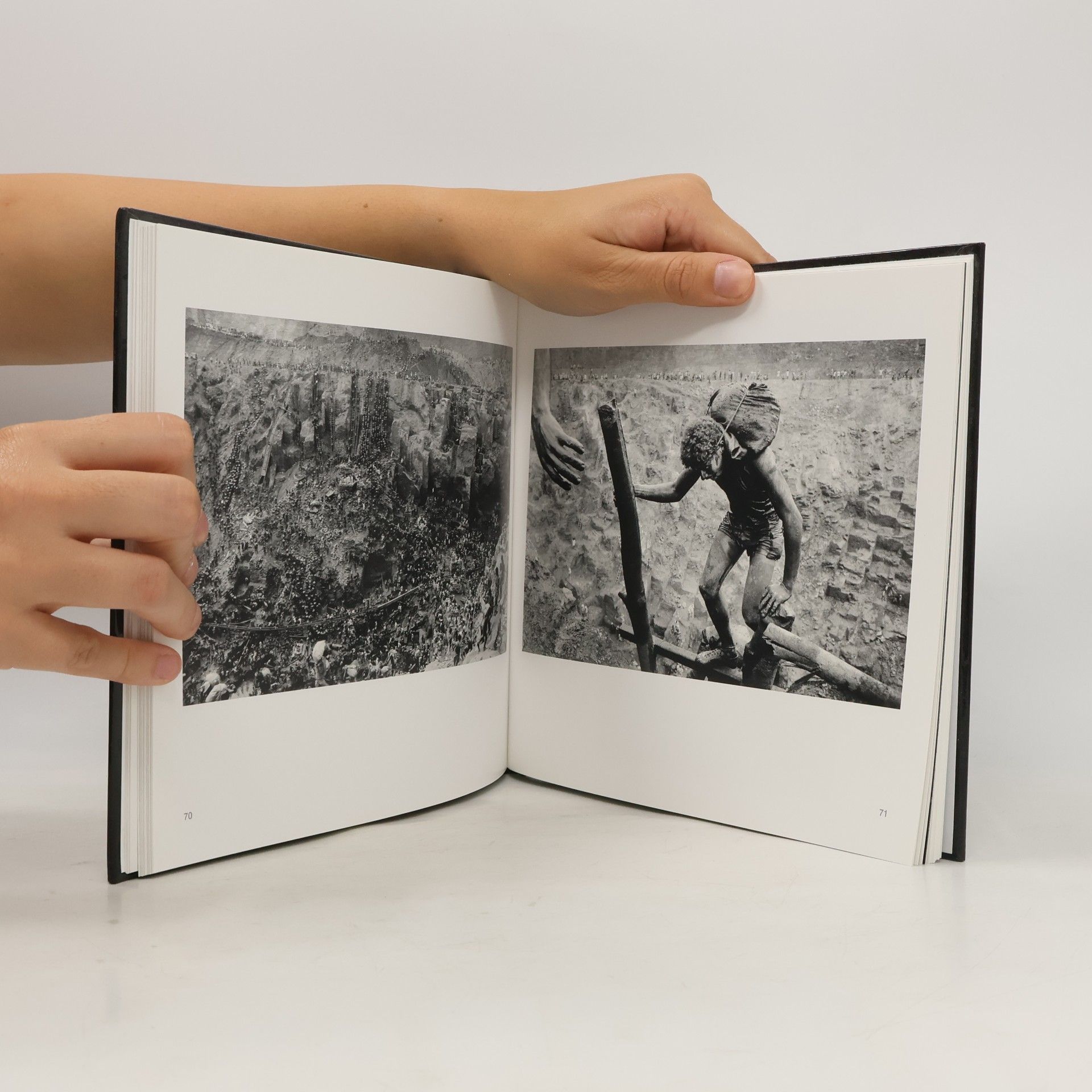 Sebastião Salgado Workers