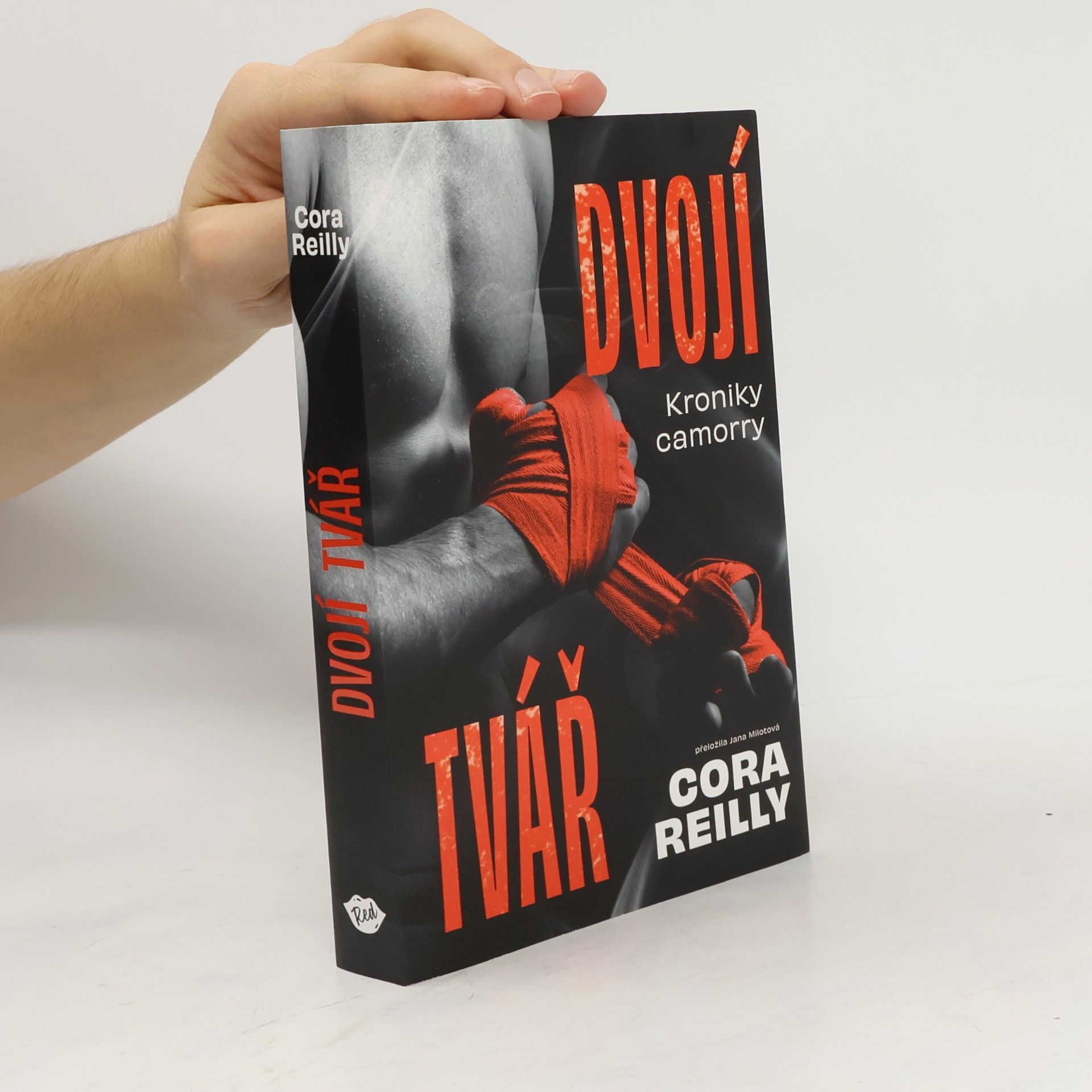 Cora Reilly Dvojí tvář
