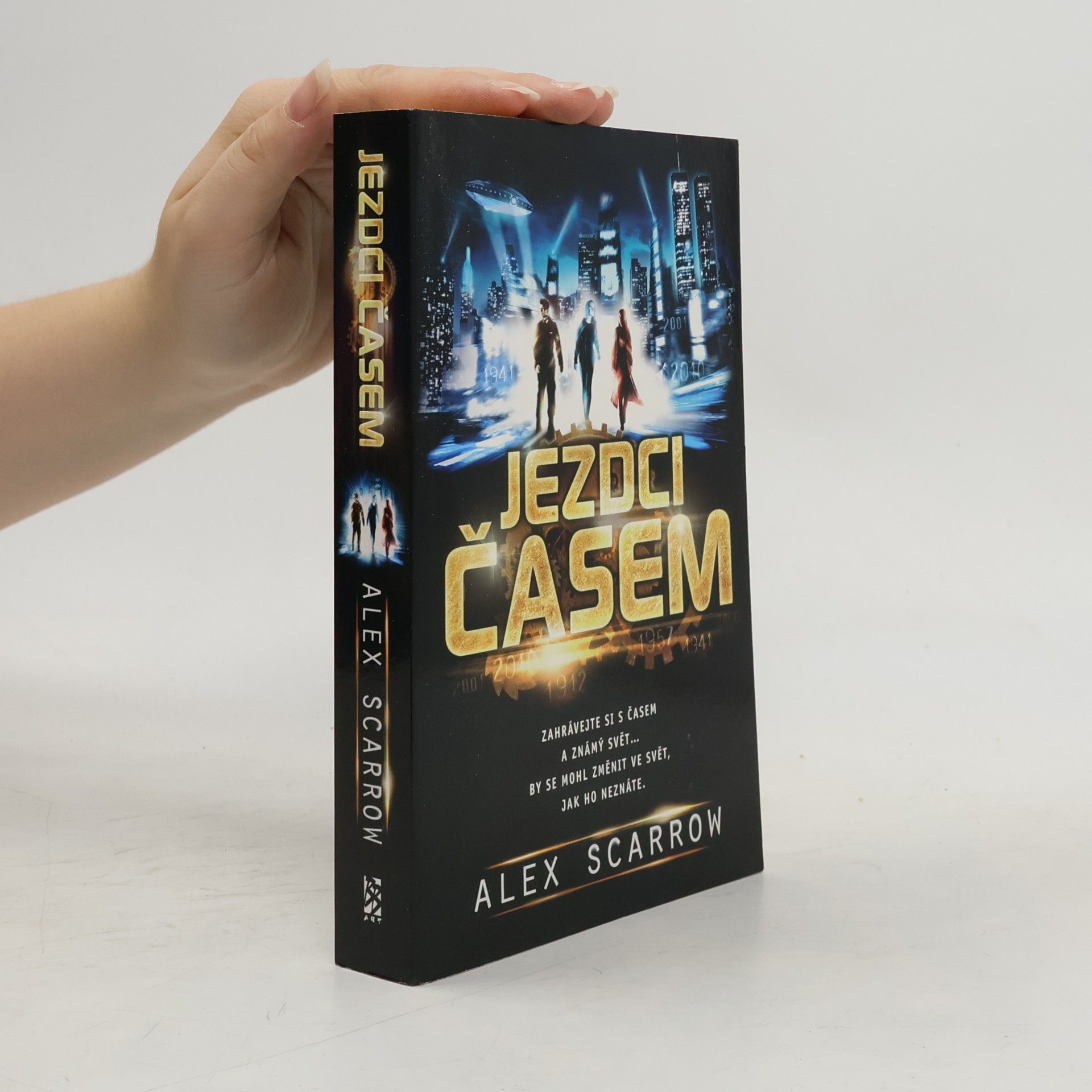 Alex Scarrow Jezdci časem