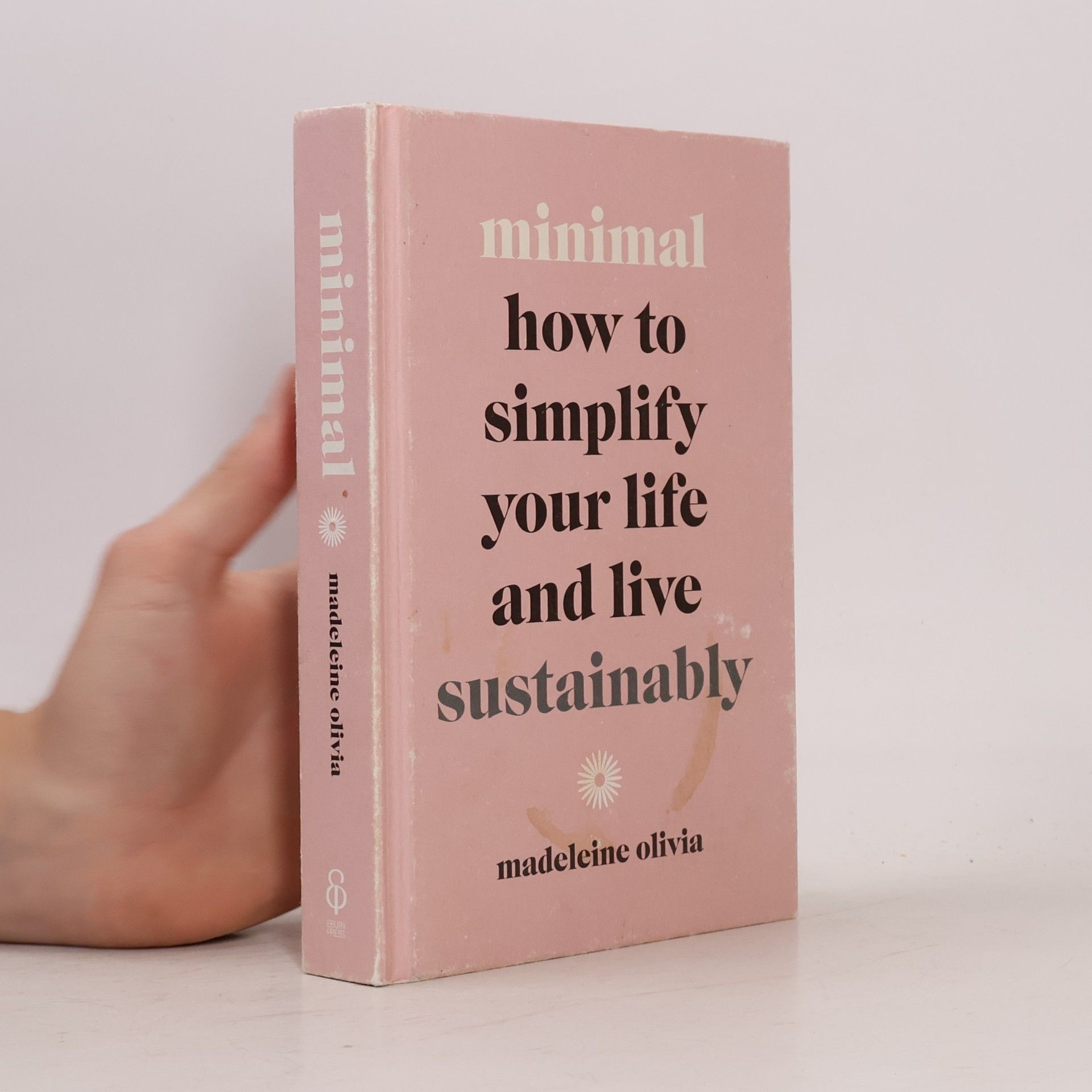 Madeleine Olivia Minimal : how to simplify your life and live sustainably