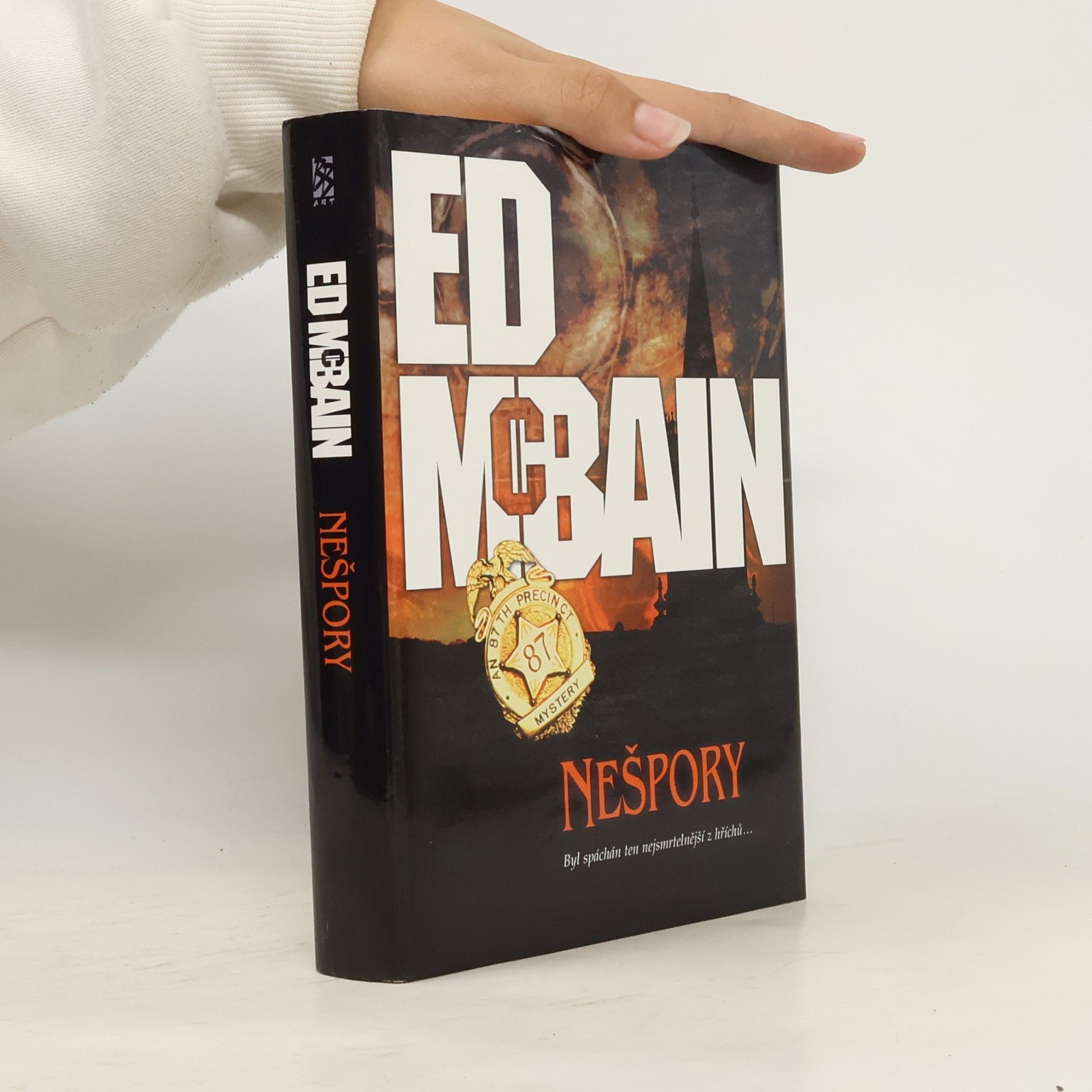Ed McBain Nešpory. Román z 87. revíru