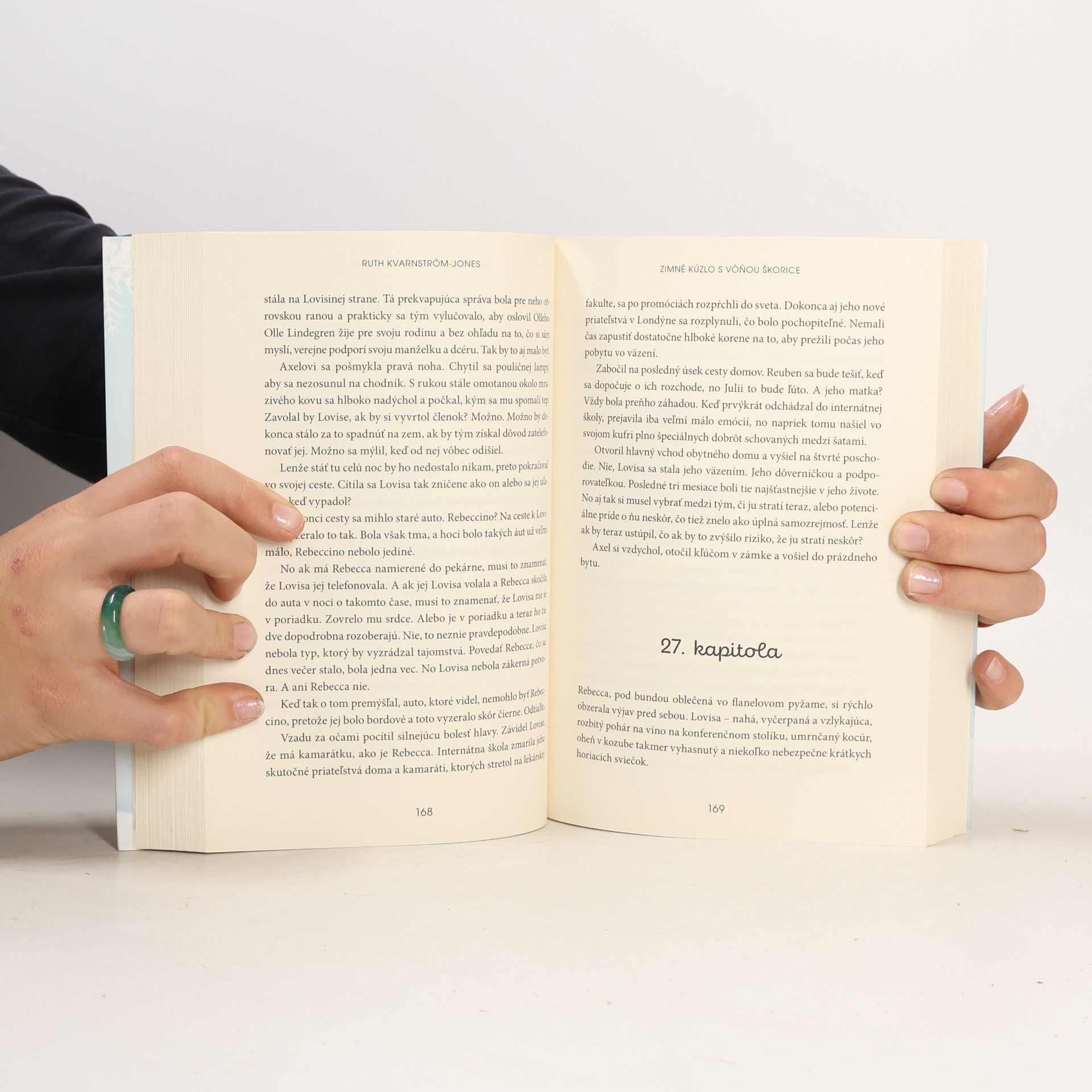 Ruth Kvarnström Jones Zimné kúzlo s vôňou škorice