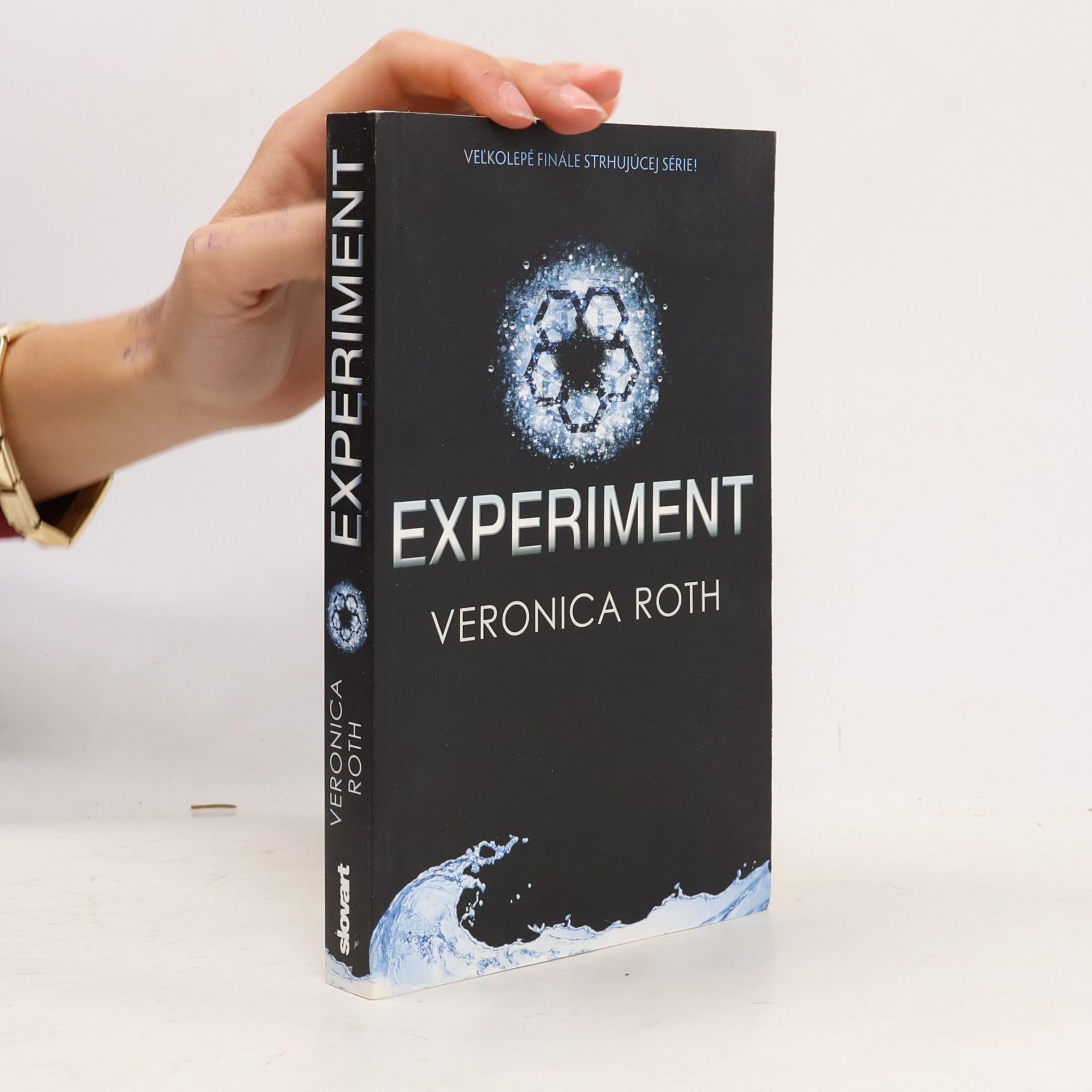 Veronica Roth Experiment