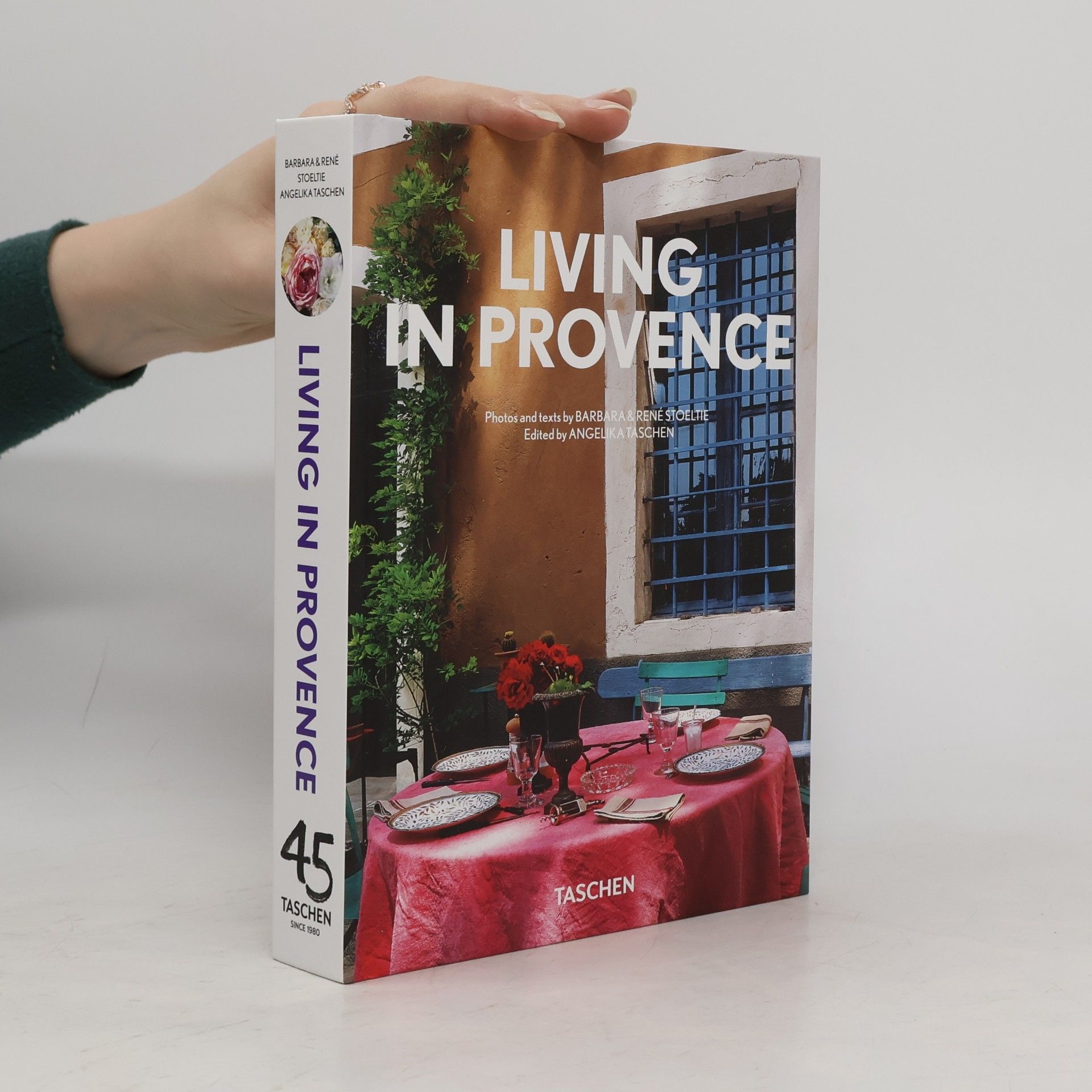 Barbara Stoeltie Living in Provence