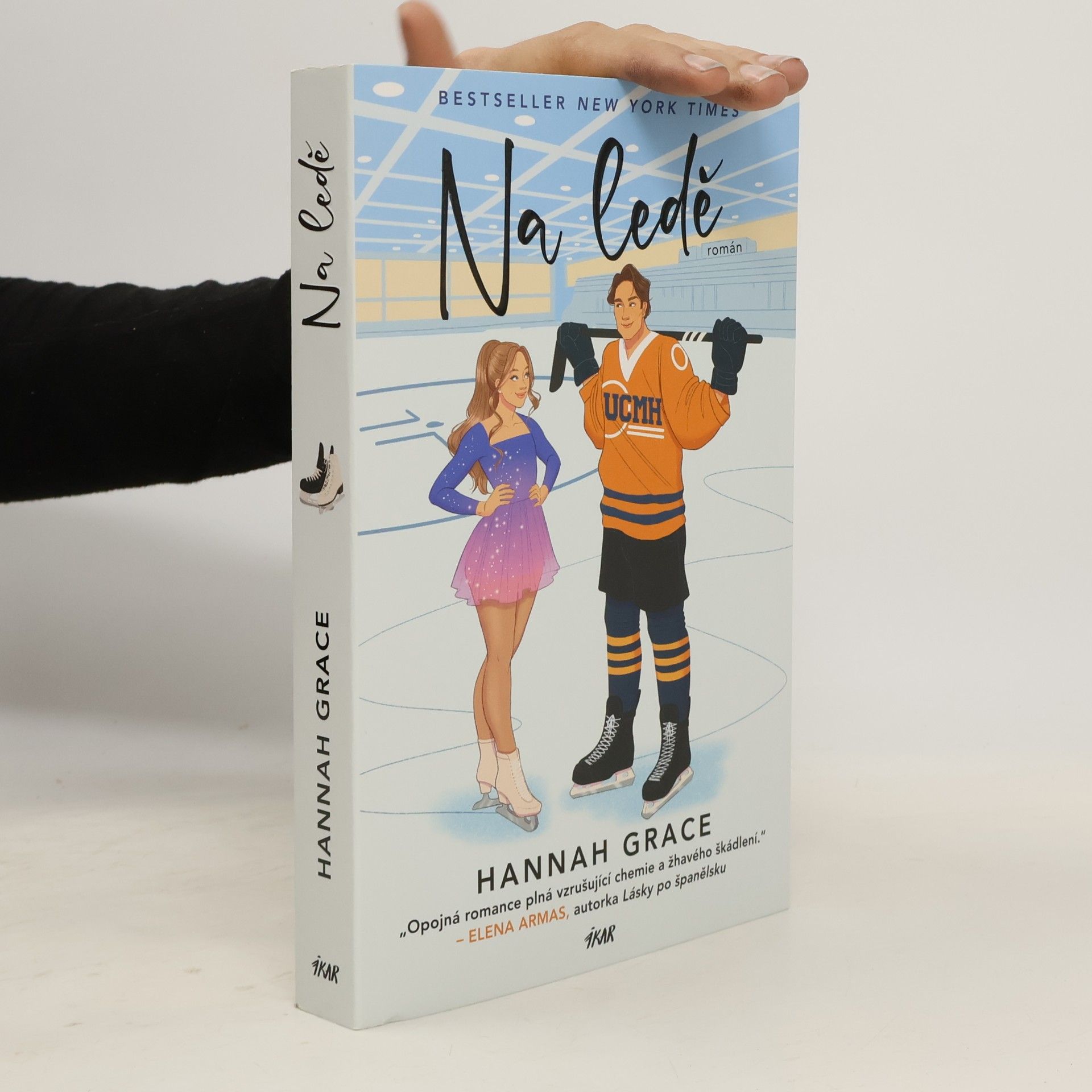 Hannah Grace Na ledě