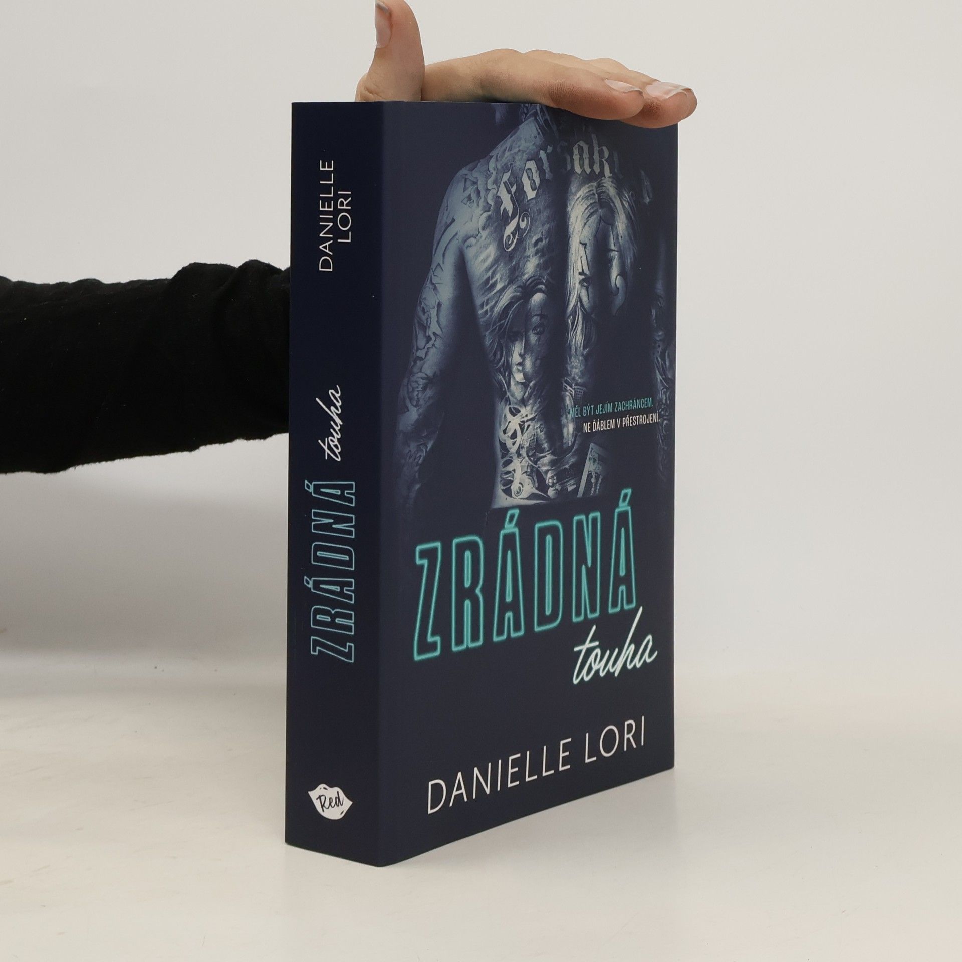 Danielle Lori Zrádná touha