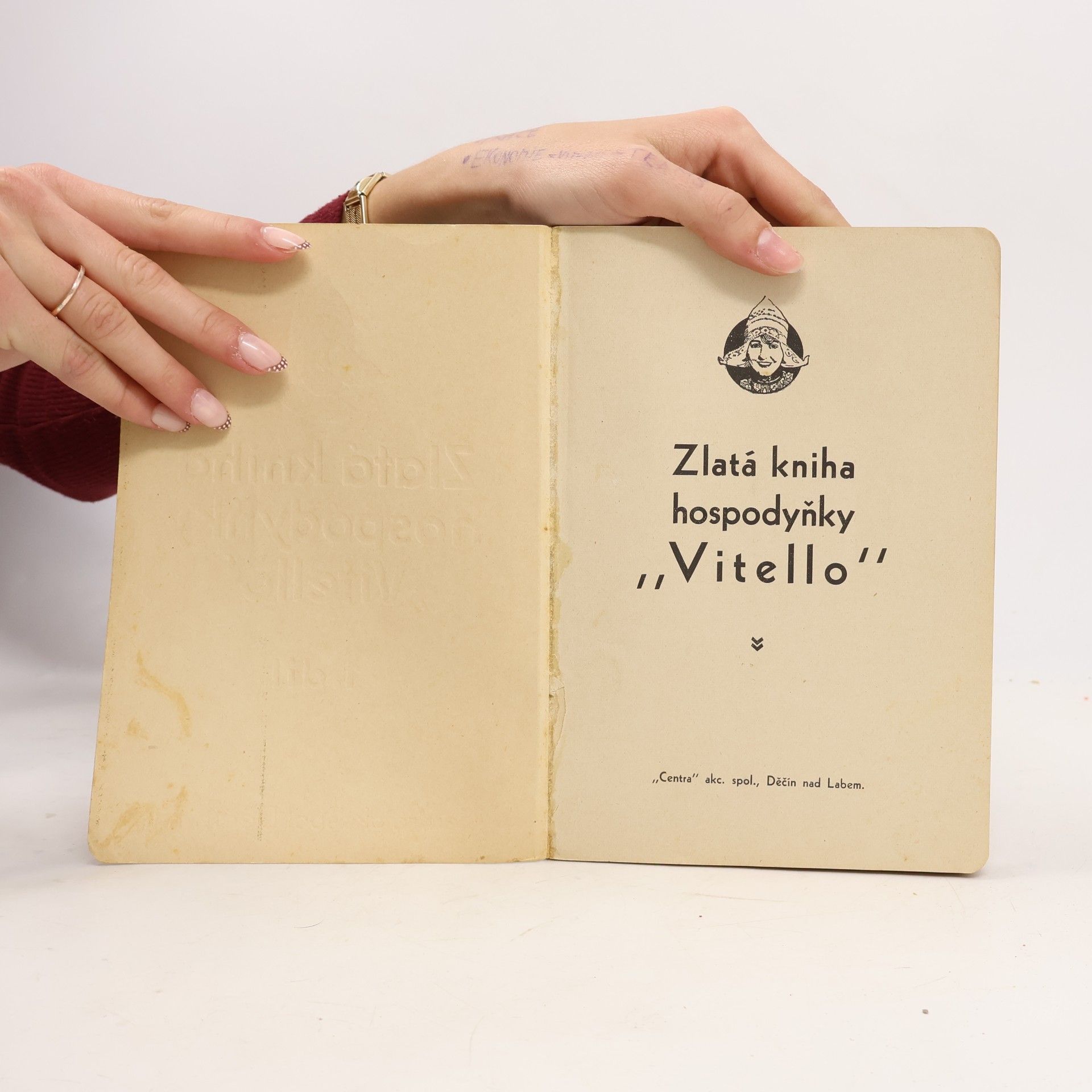 Autorenkollektiv Zlatá kniha hospodyňky ,,Vitello" 1