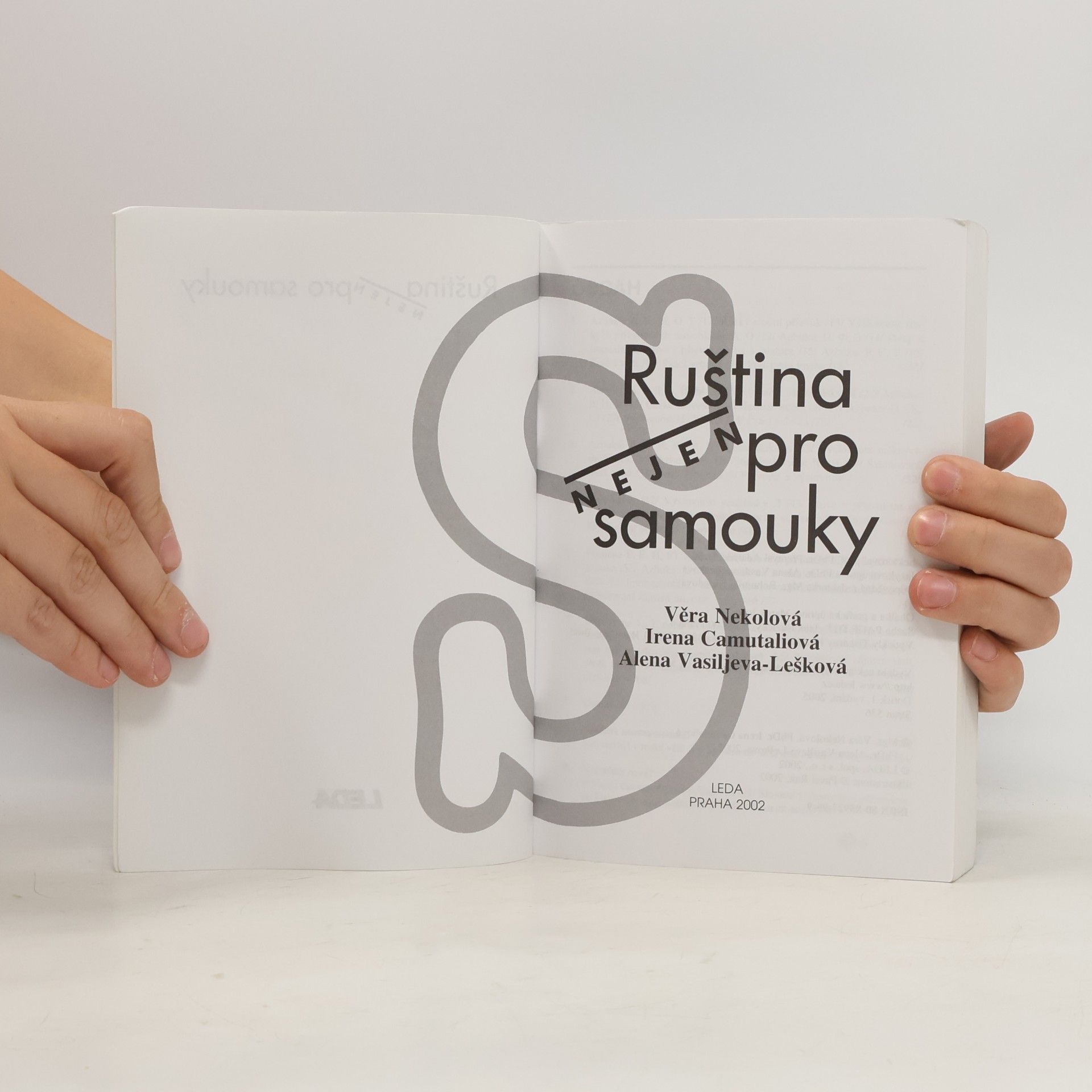 Věra Nekolová Ruština nejen pro samouky. Učebnice + Klíč, slovník
