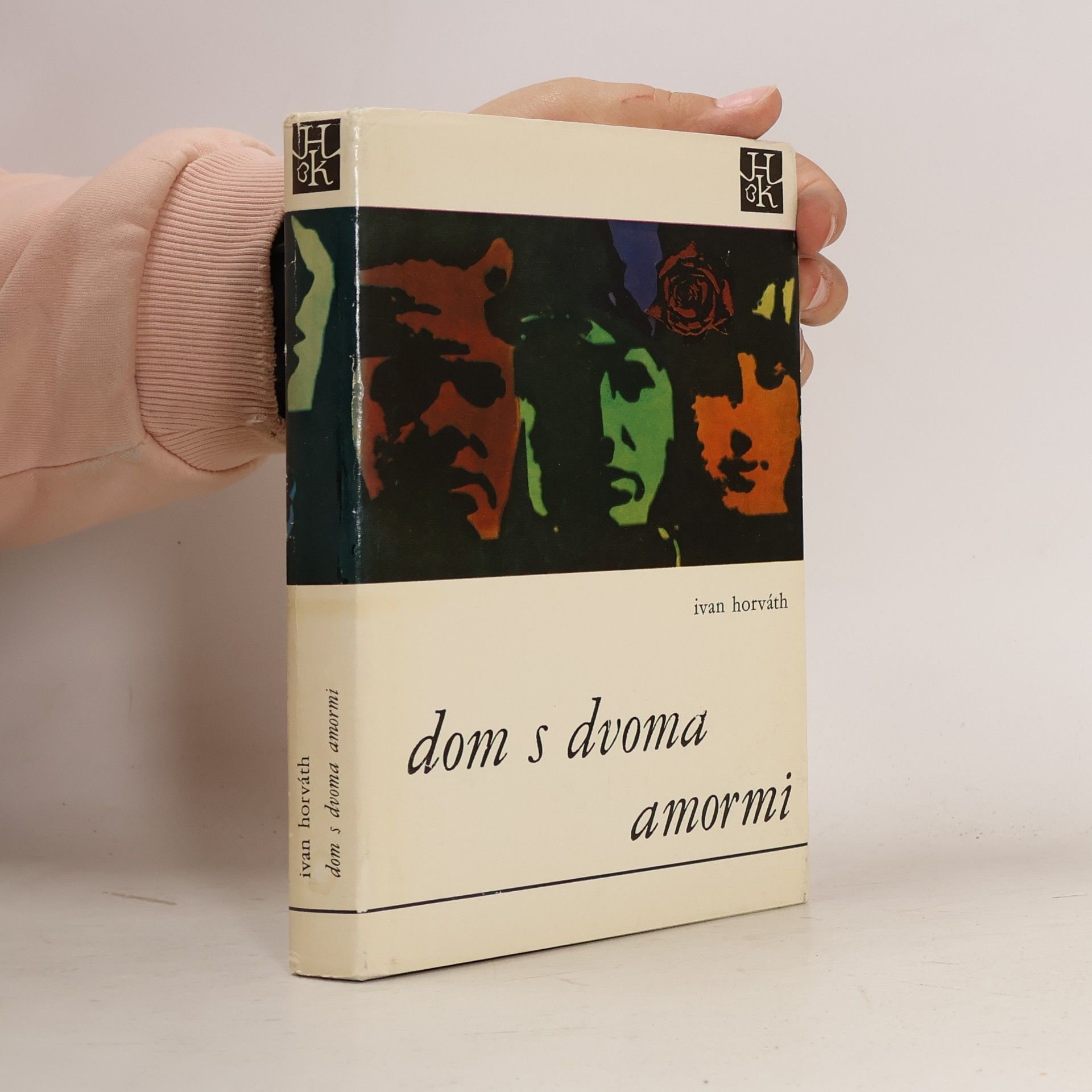 Ivan Horváth Dom s dvoma amormi