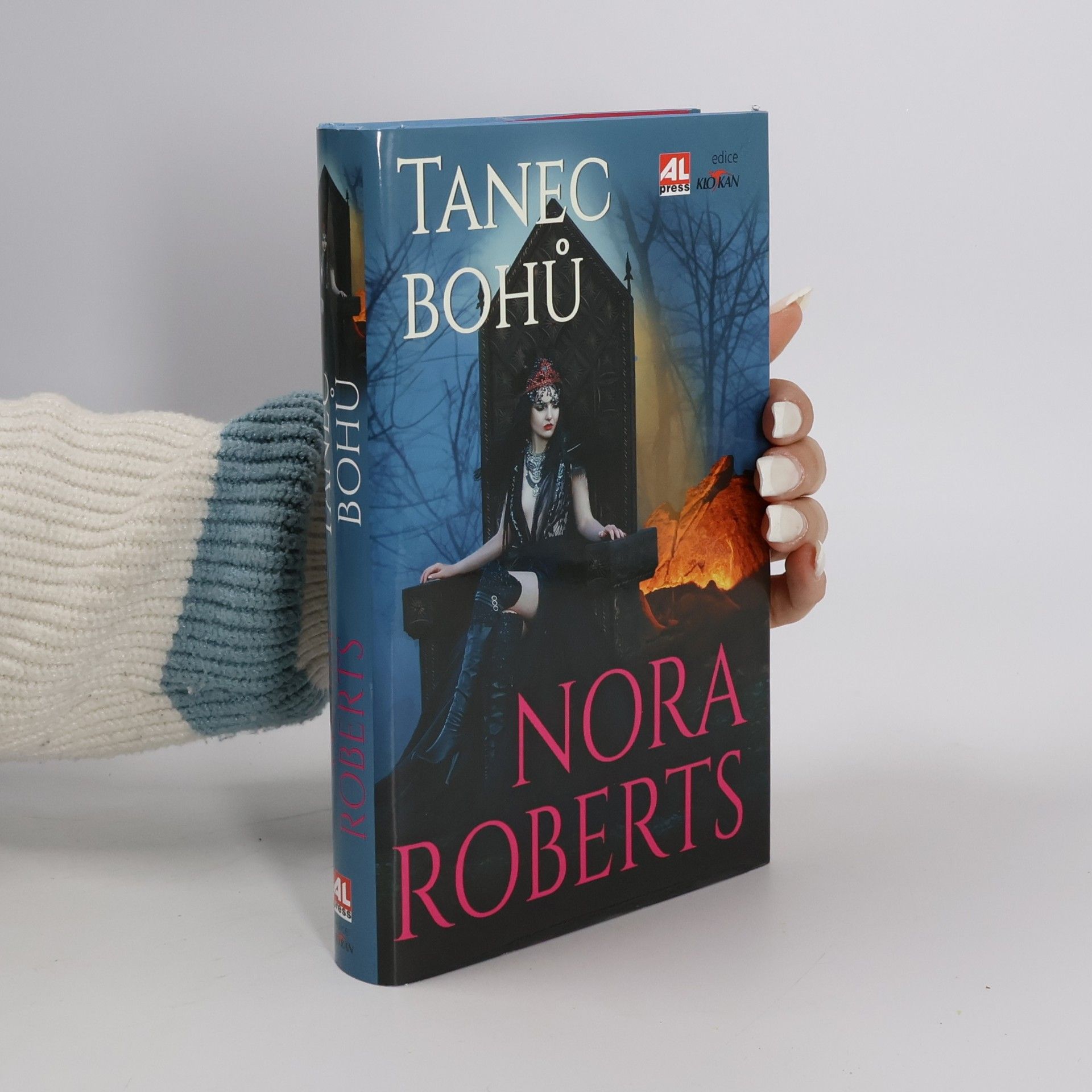 Nora Roberts Tanec bohů