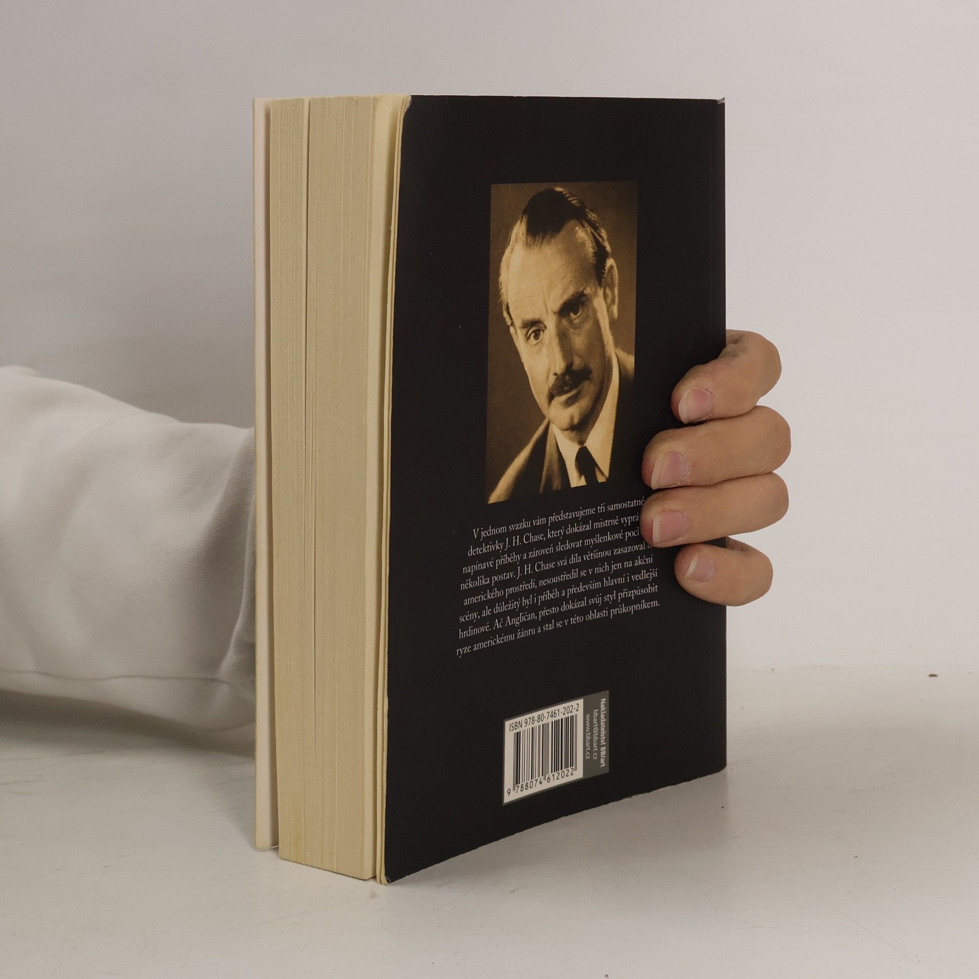 James Hadley Chase James Hadley Chase omnibus: Lehce nabyl, lehce pozbyl. Láska může být osudná. Kdo se směje naposled