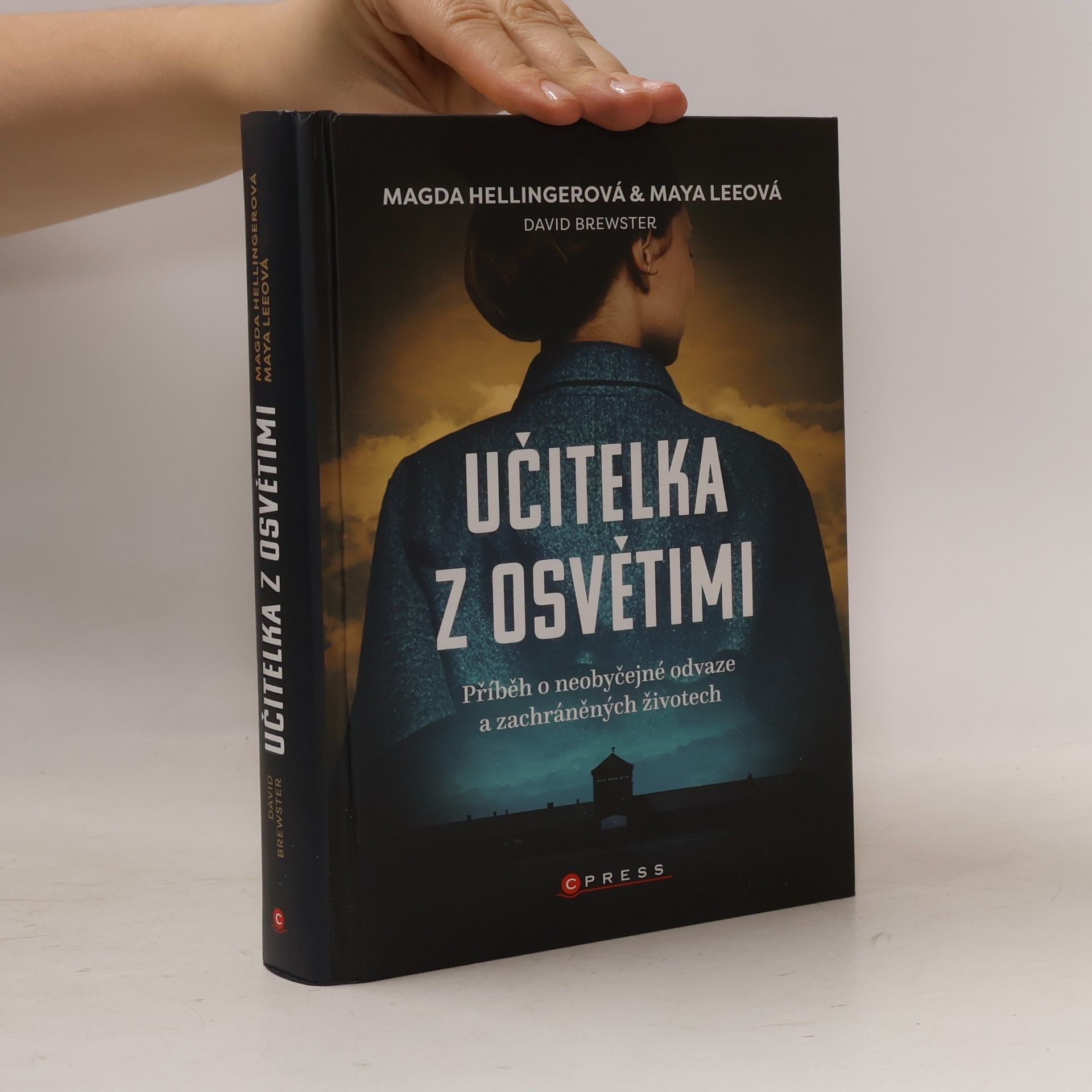 Maya Lee Učitelka z Osvětimi
