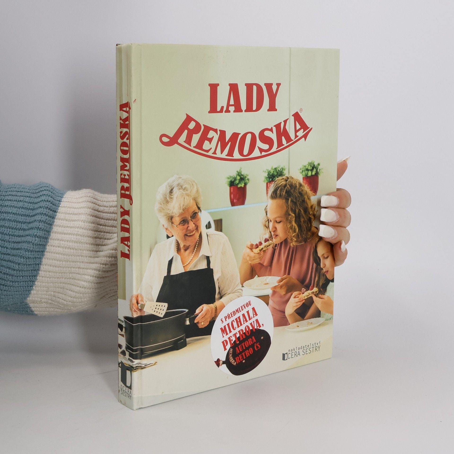 Milena Grenfell Baines Lady Remoska