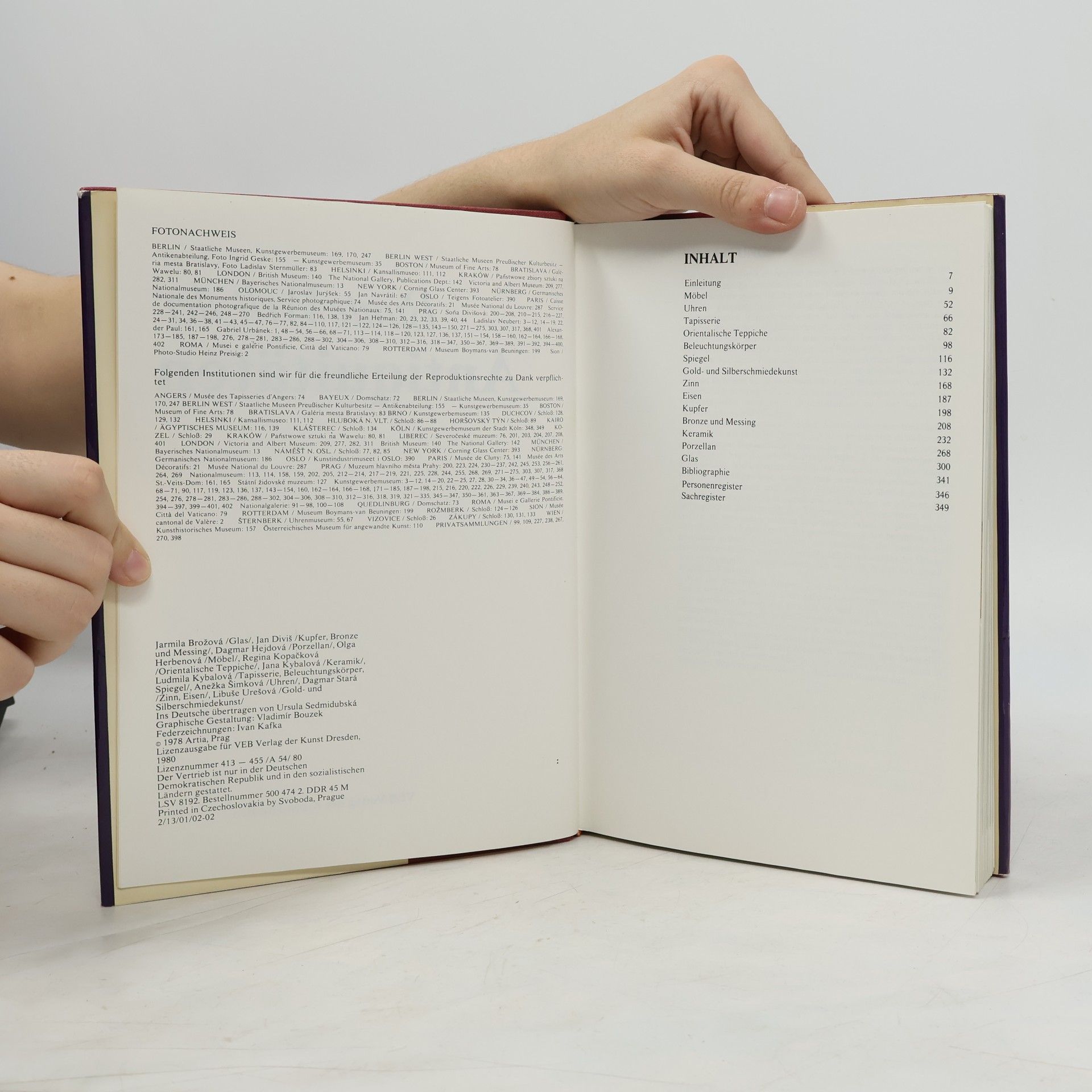 Ivan Kafka Bunte Welt der Antiquitäten