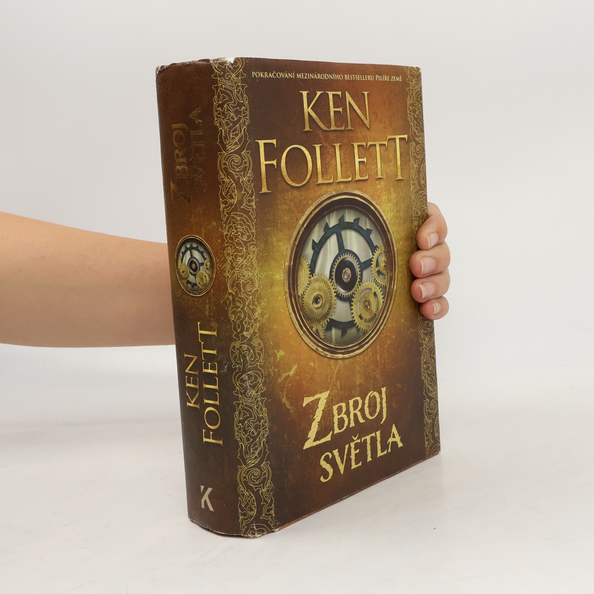 Ken Follett Zbroj světla