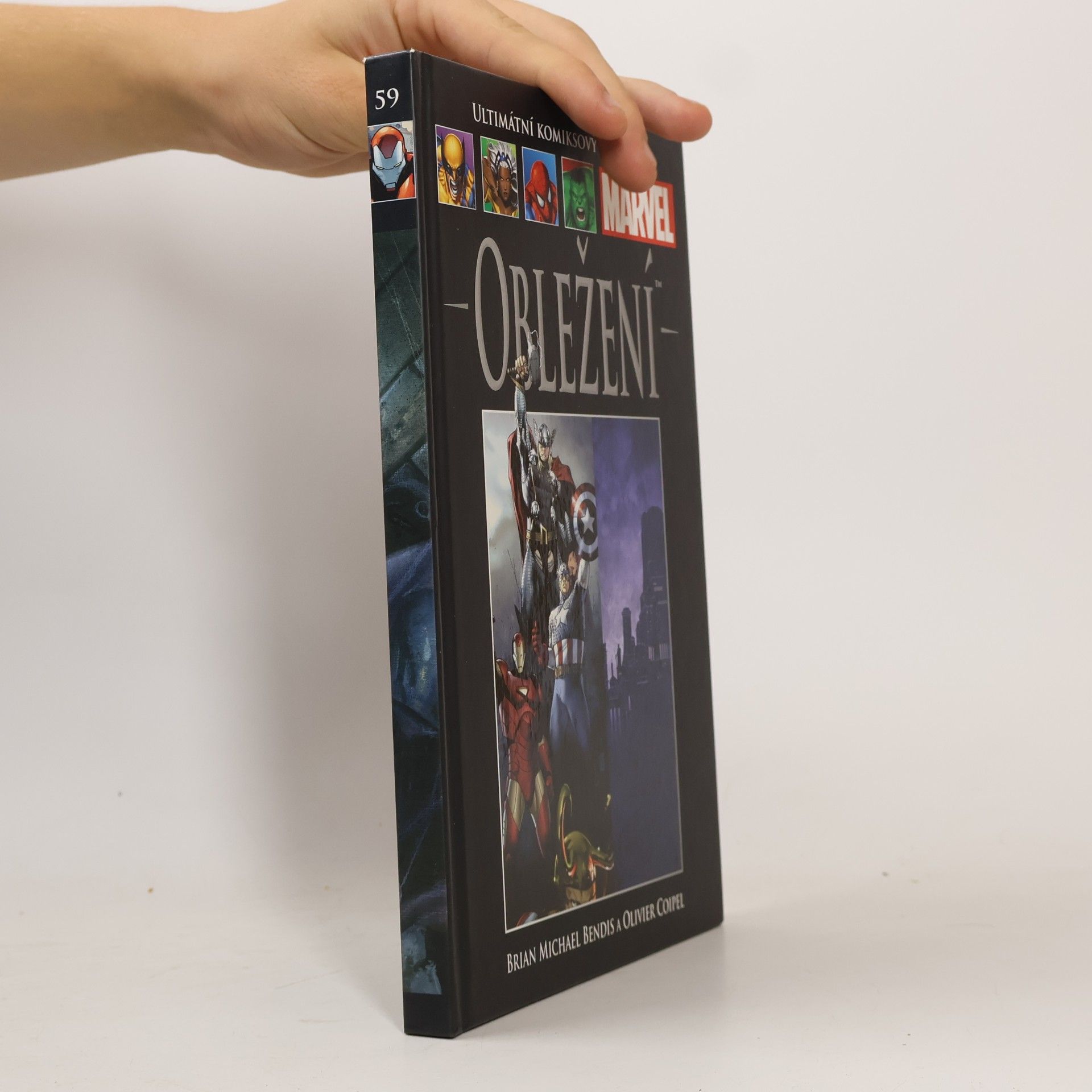 Brian Michael Bendis Ultimátní komiksový komplet 59. Obležení