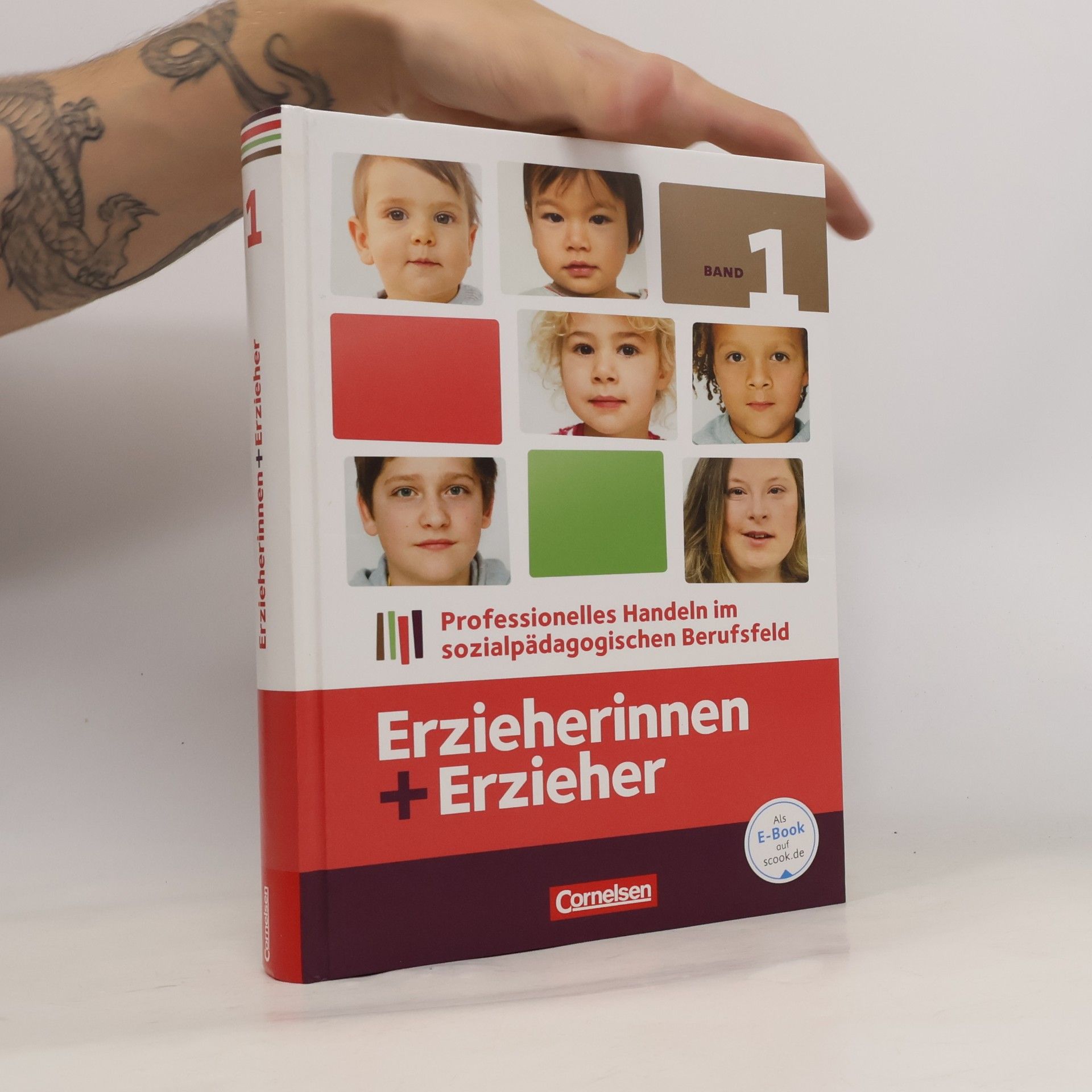 Kolektiv autorů Erzieherinnen + Erzieher 01 Fachbuch