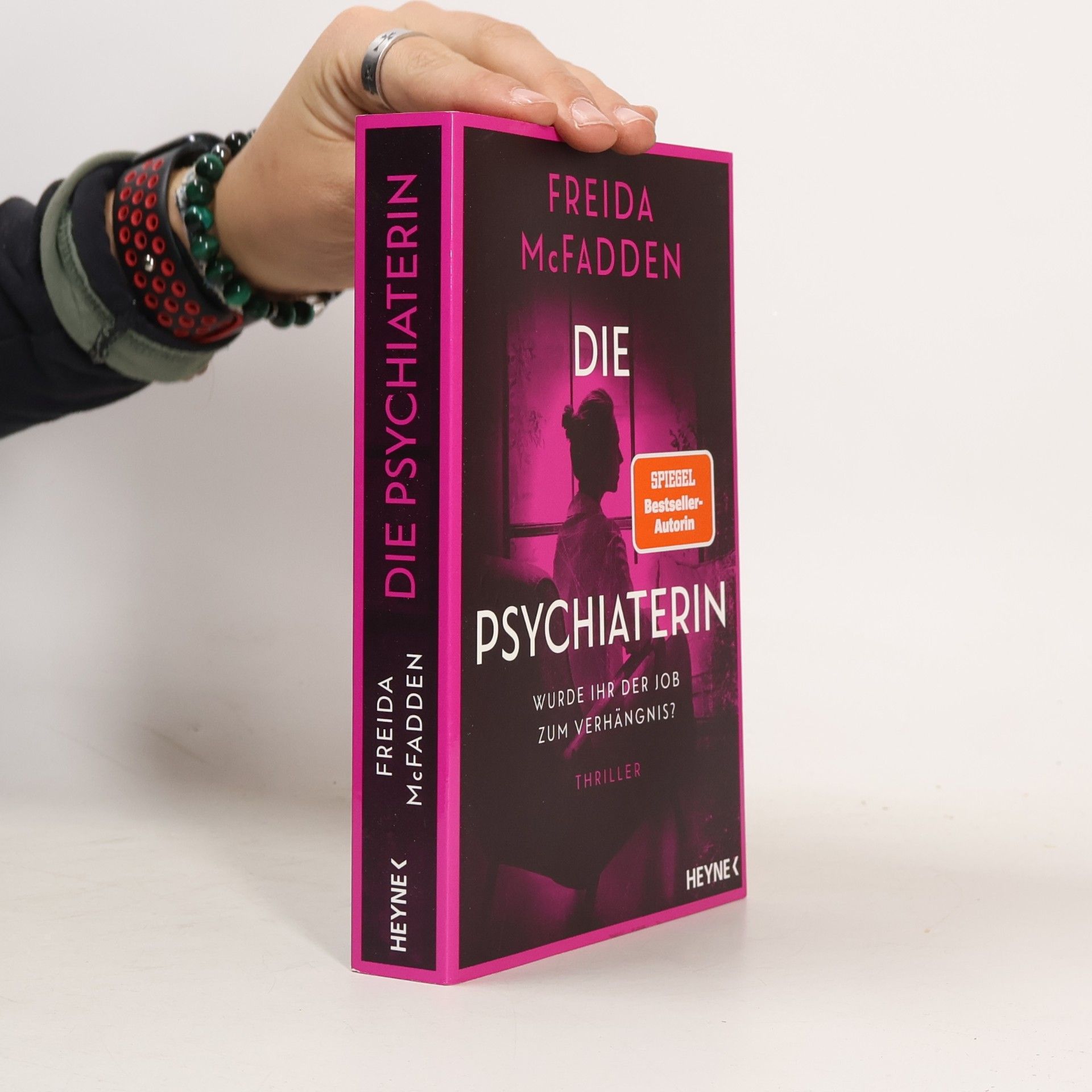 Freida McFadden Die Psychiaterin – Wurde ihr der Job zum Verhängnis?