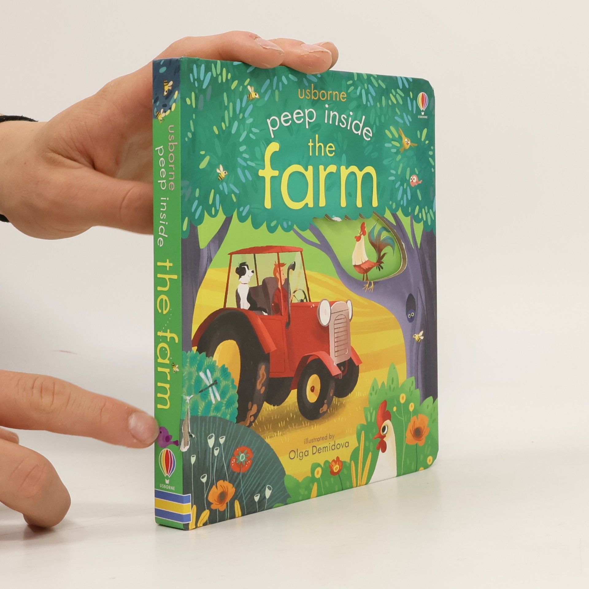 Anna Milbourne Peep Inside the Farm
