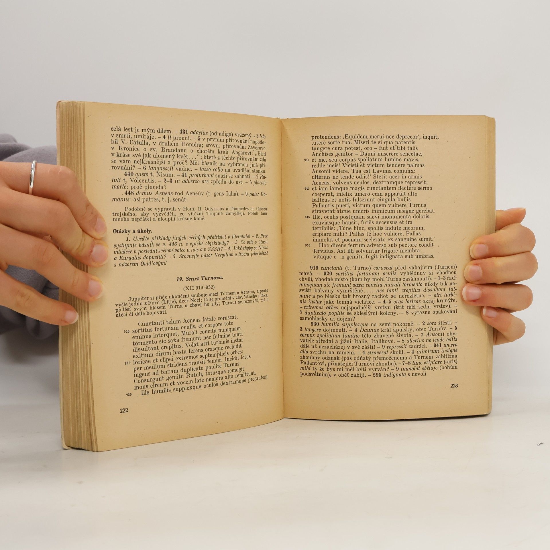 Autorenkollektiv Latinská čítanka pro gymnasia