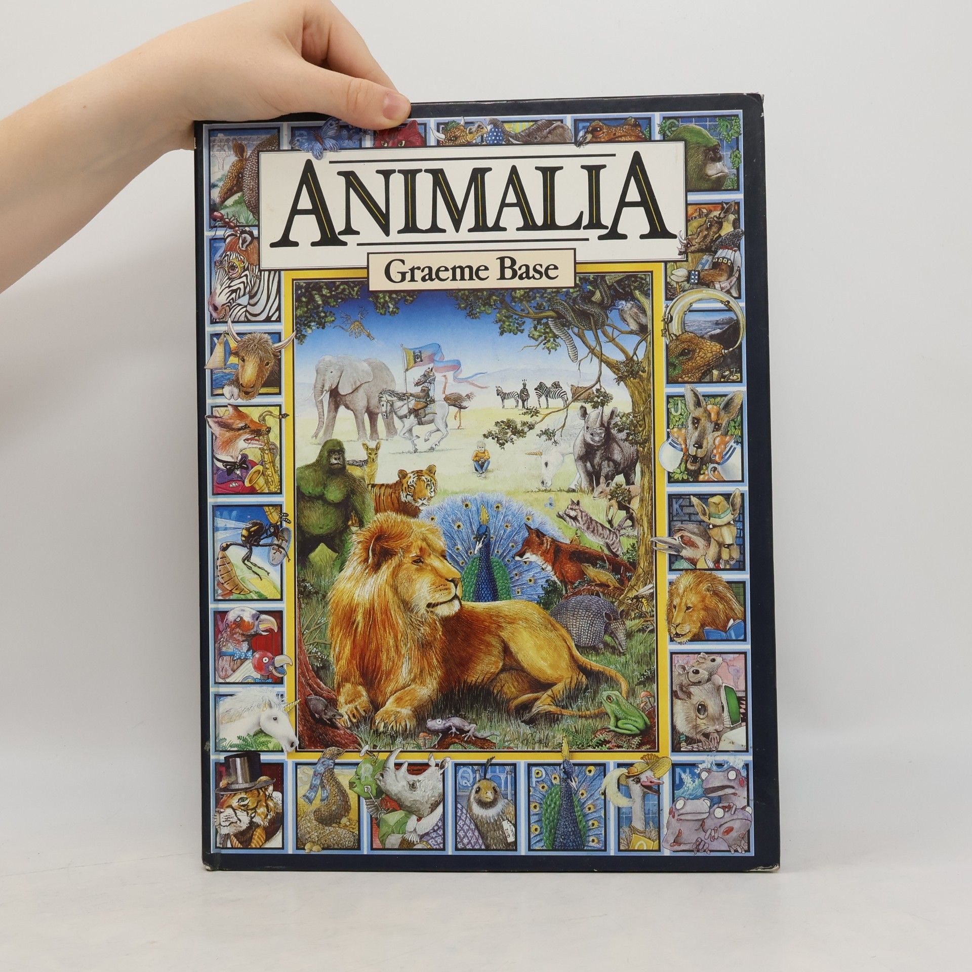 Graeme Base Animalia