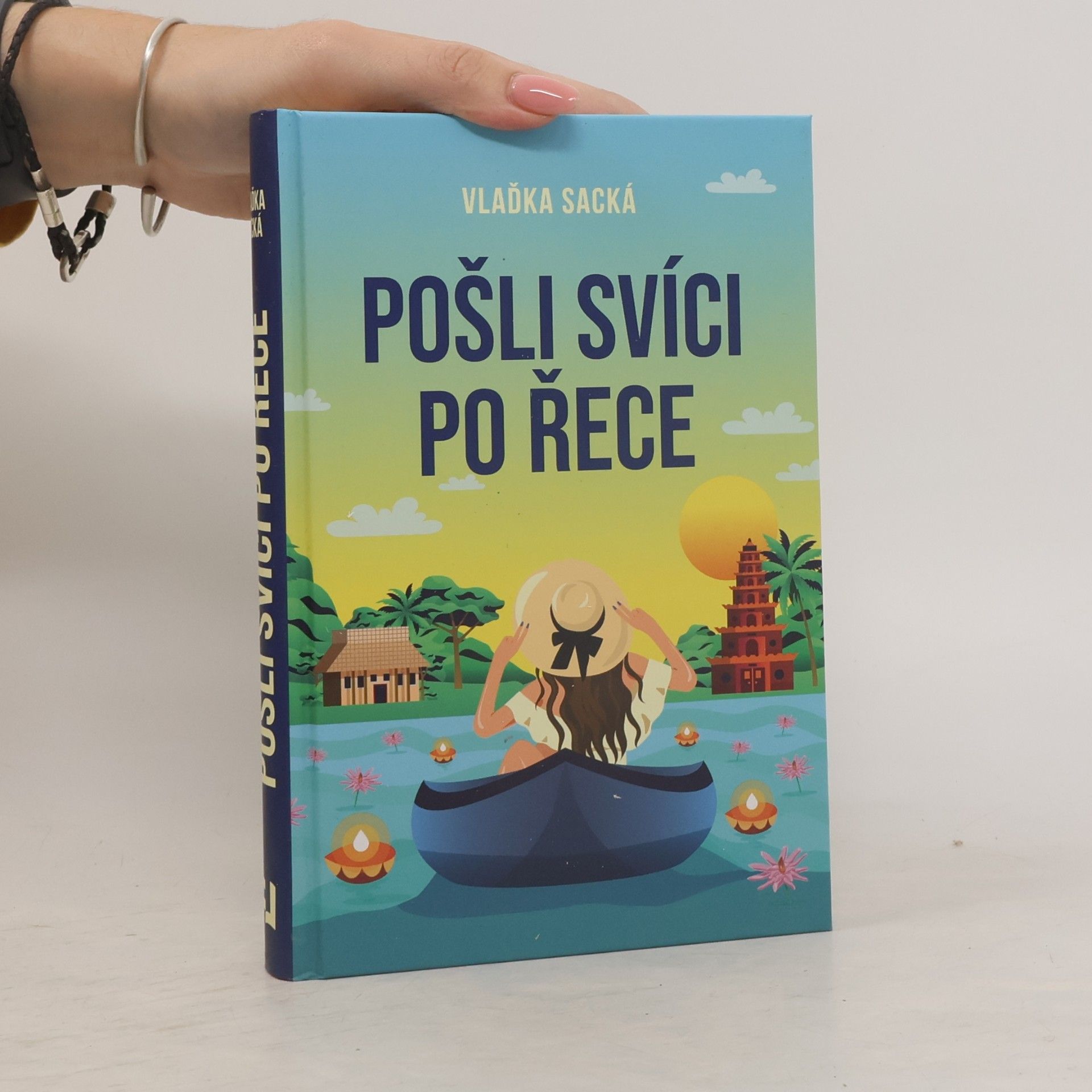 Vlaďka Sacká Pošli svíci po řece